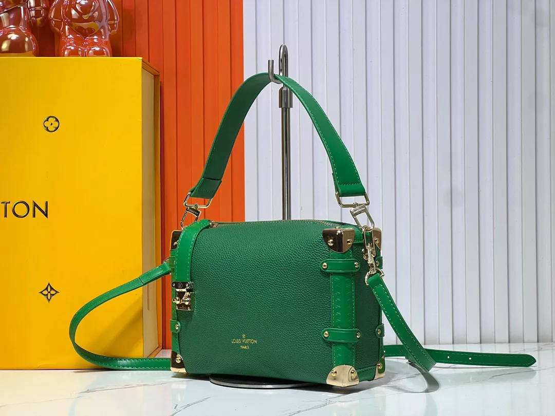Practical 4191 Louis Vuitton AAA Quality Messenger Bags For Women