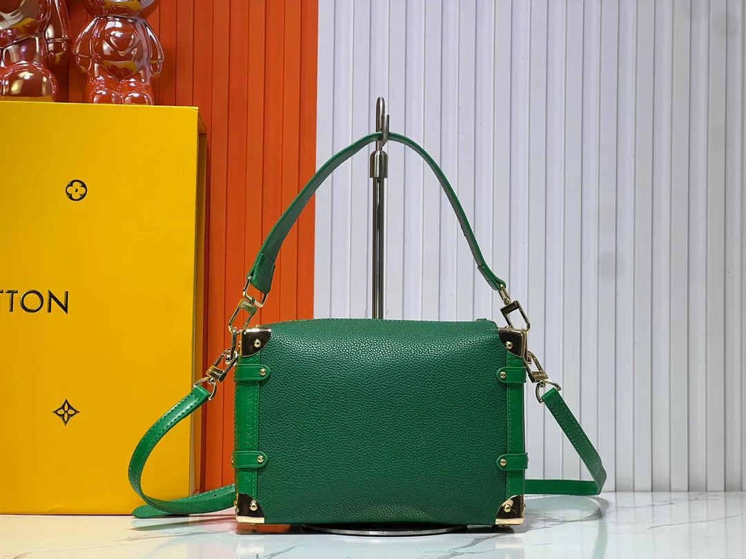 Practical 4191 Louis Vuitton AAA Quality Messenger Bags For Women