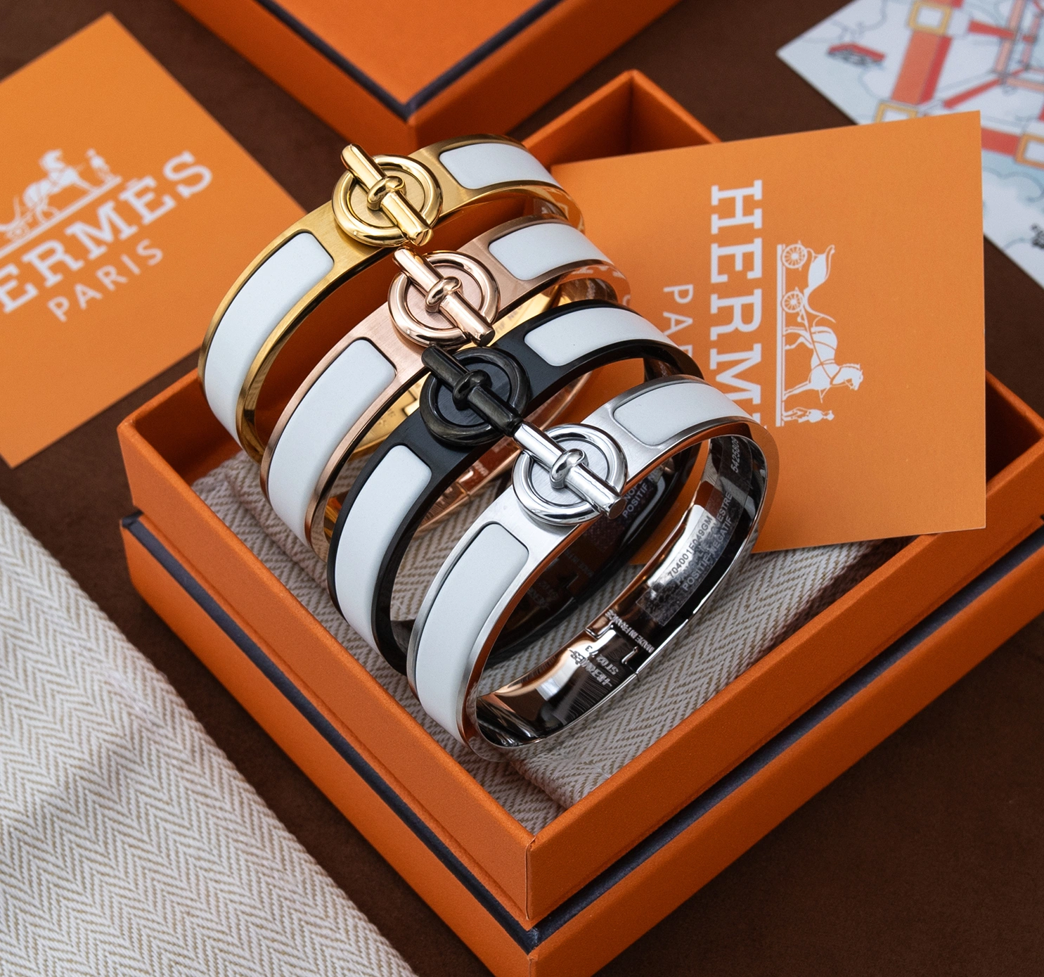 Practical 4317 Hermes Bracelets