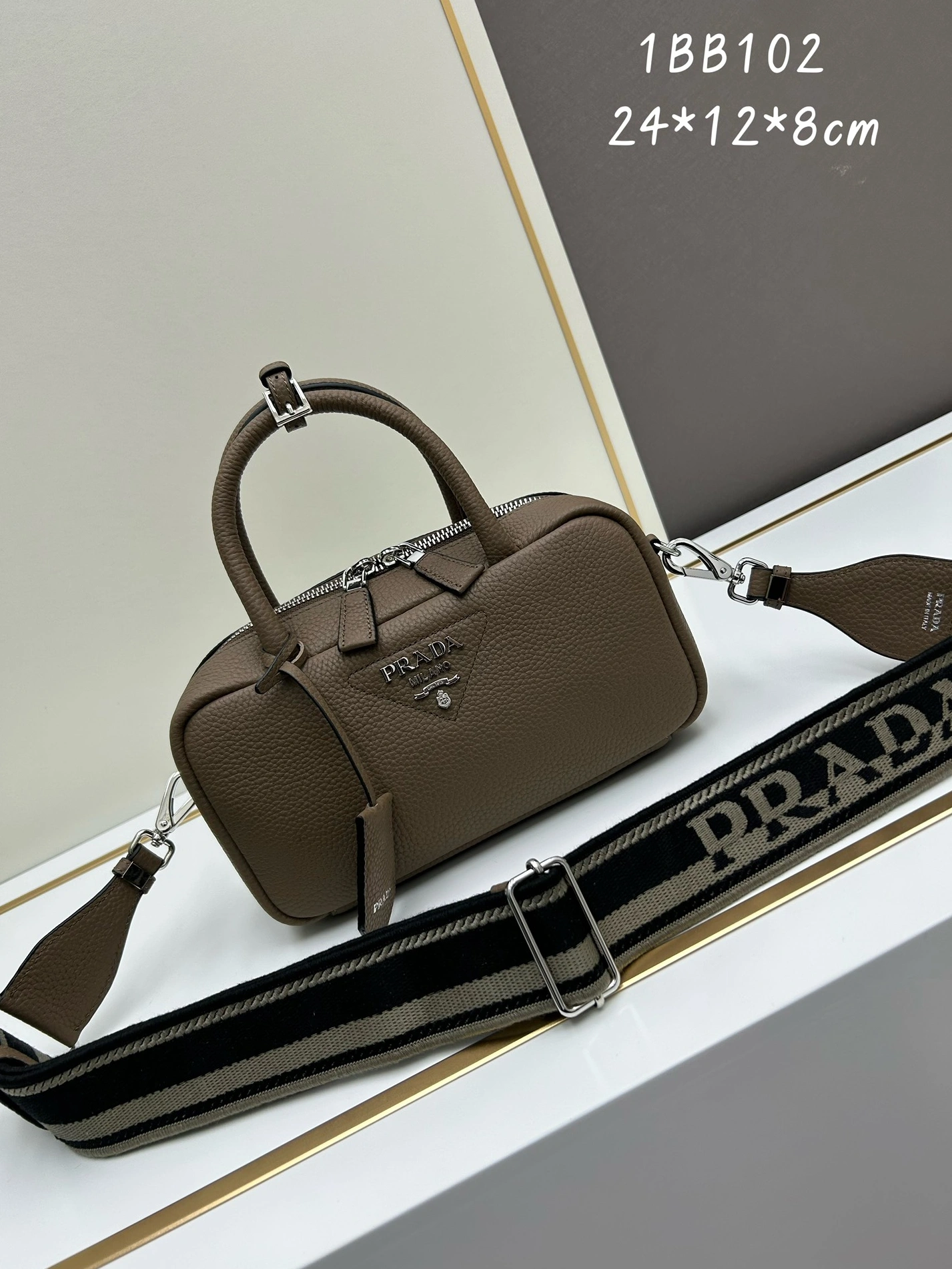 Practical 4328 Prada AAA Quality Handbags For Women