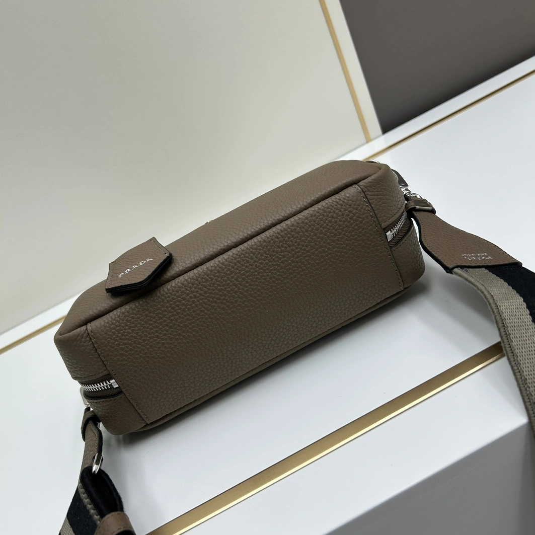 Practical 4328 Prada AAA Quality Handbags For Women