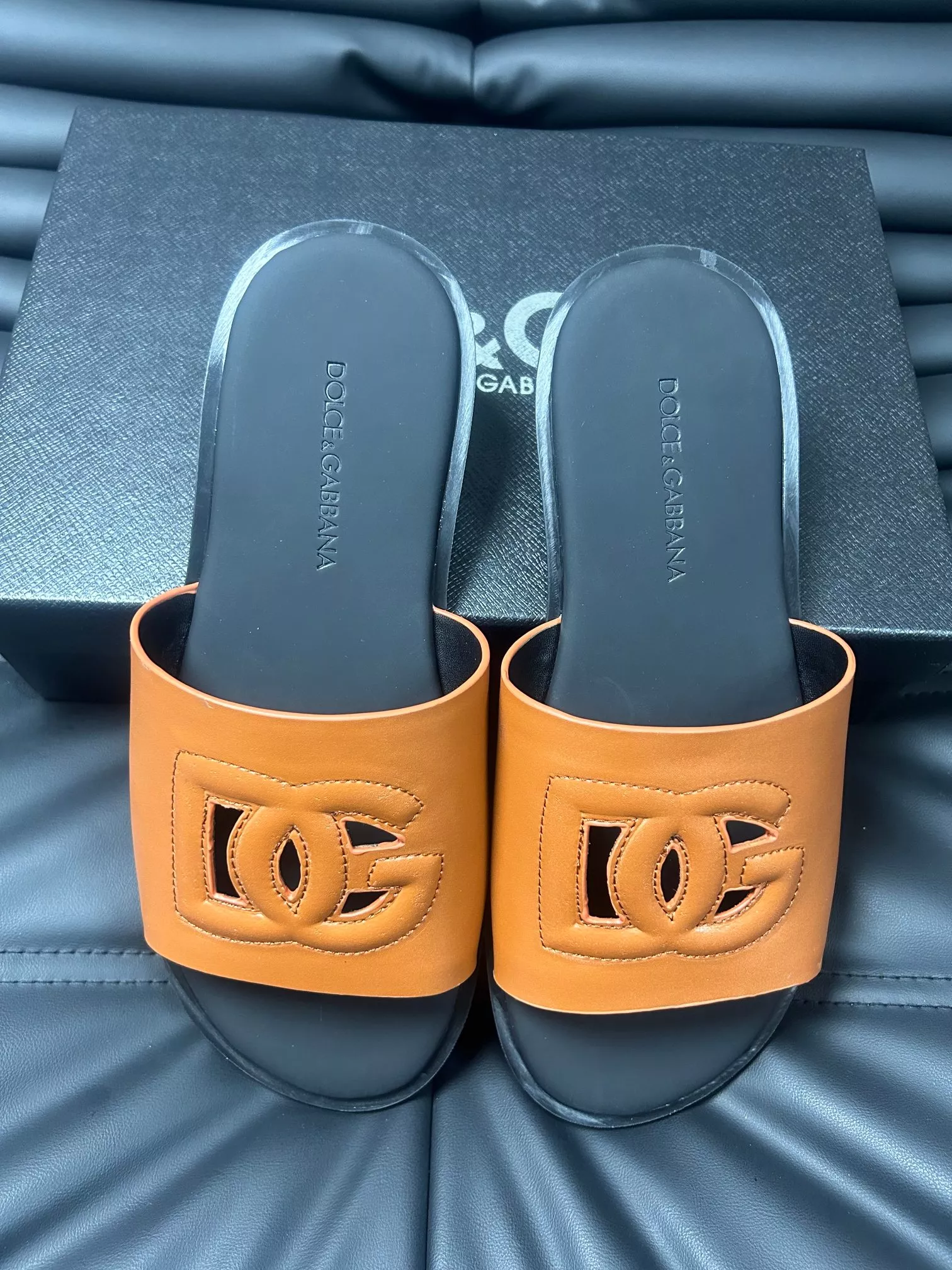 Practical 4390 Dolce & Gabbana D&G Slippers For Men