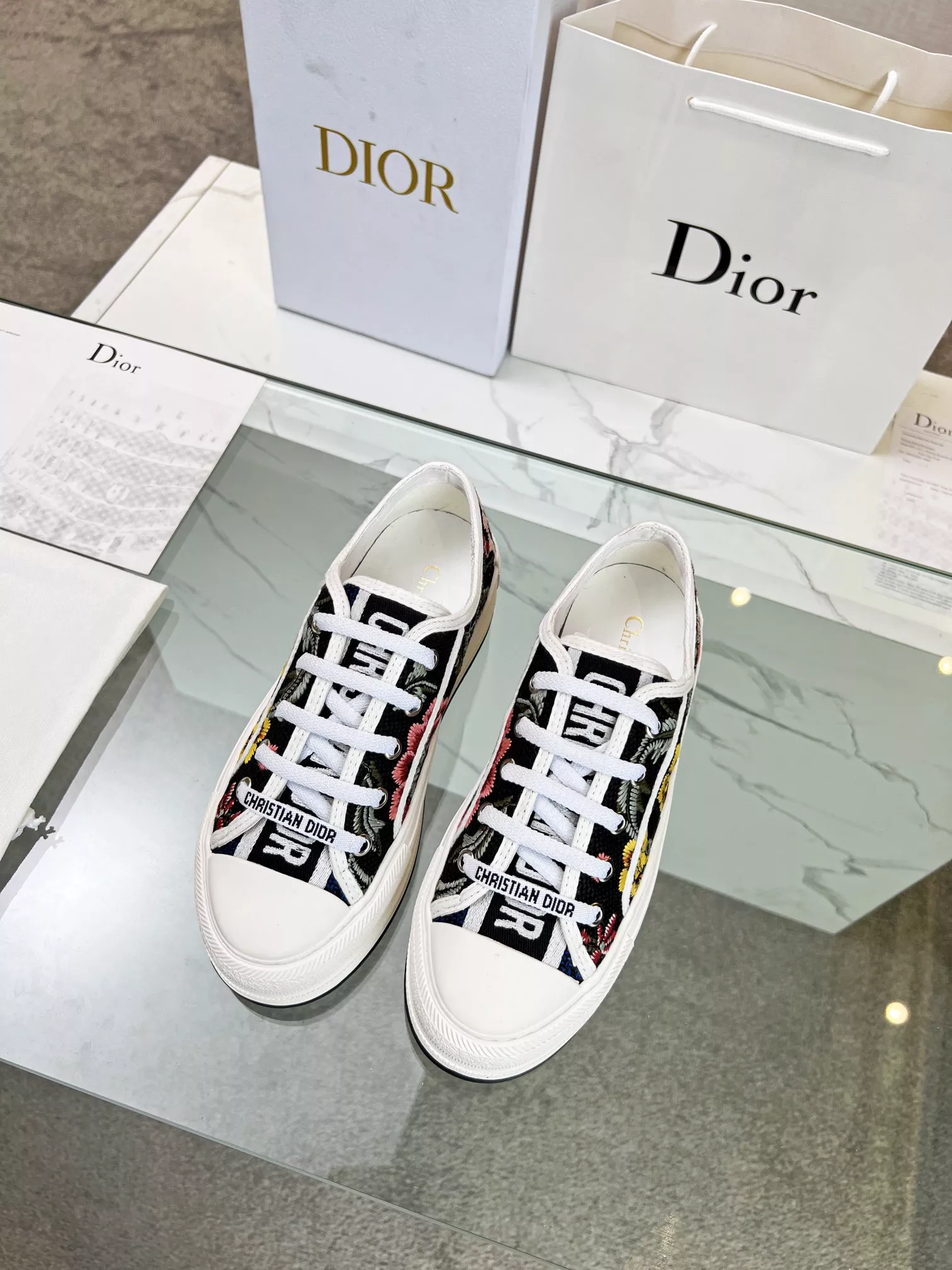 Practical 4392 Christian Dior Casual Shoes For Women