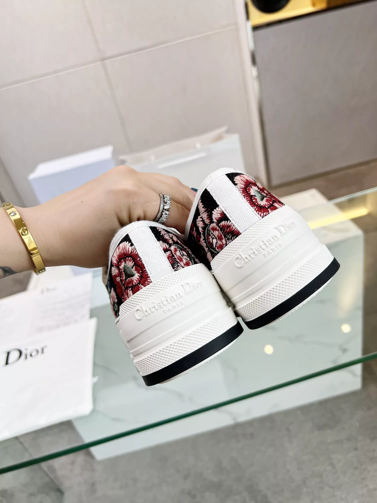 Practical 4392 Christian Dior Casual Shoes For Women