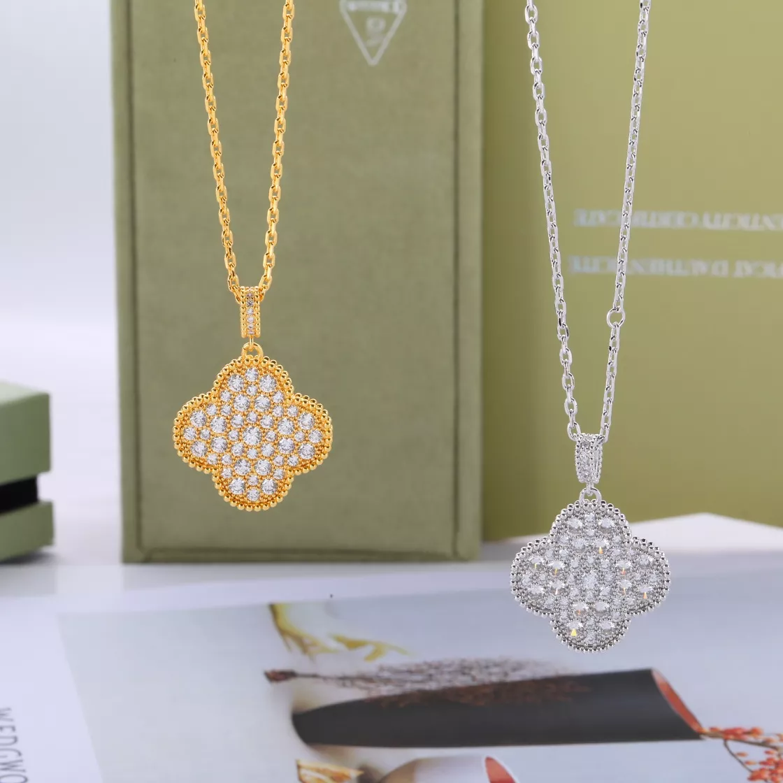Practical 4439 Van Cleef & Arpels Necklaces For Women