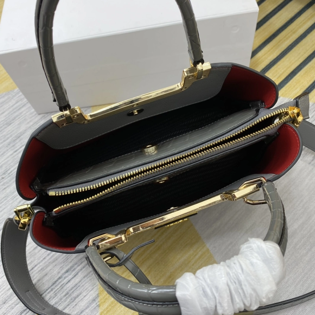Practical 4449 Prada AAA Quality Handbags For Women