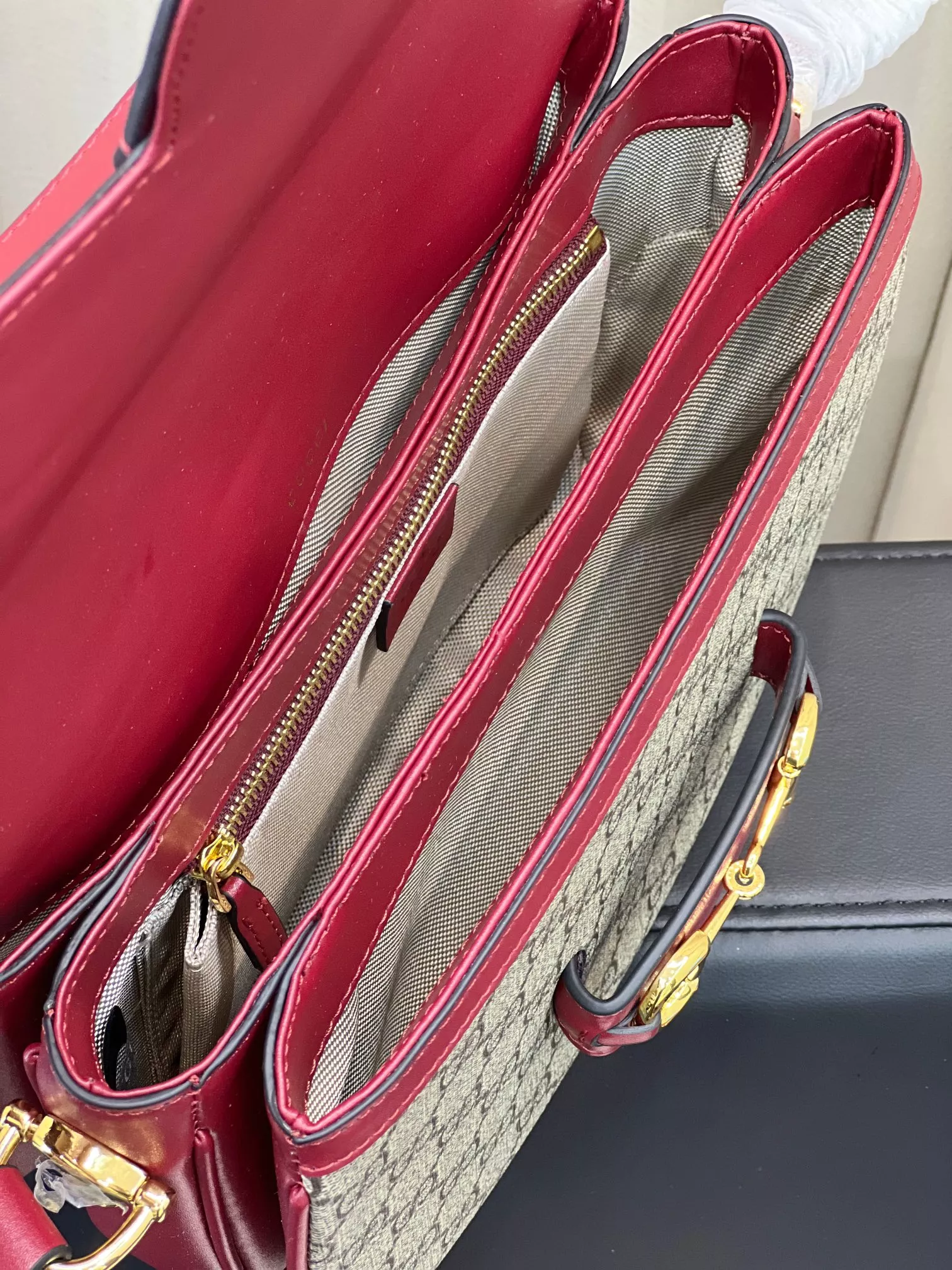 Practical 4590 Gucci AAA Quality Messenger Bags For Women