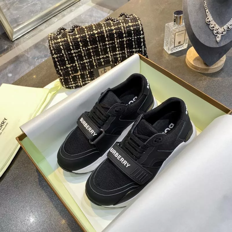 Practical 4608 Burberry Casual Shoes For Men