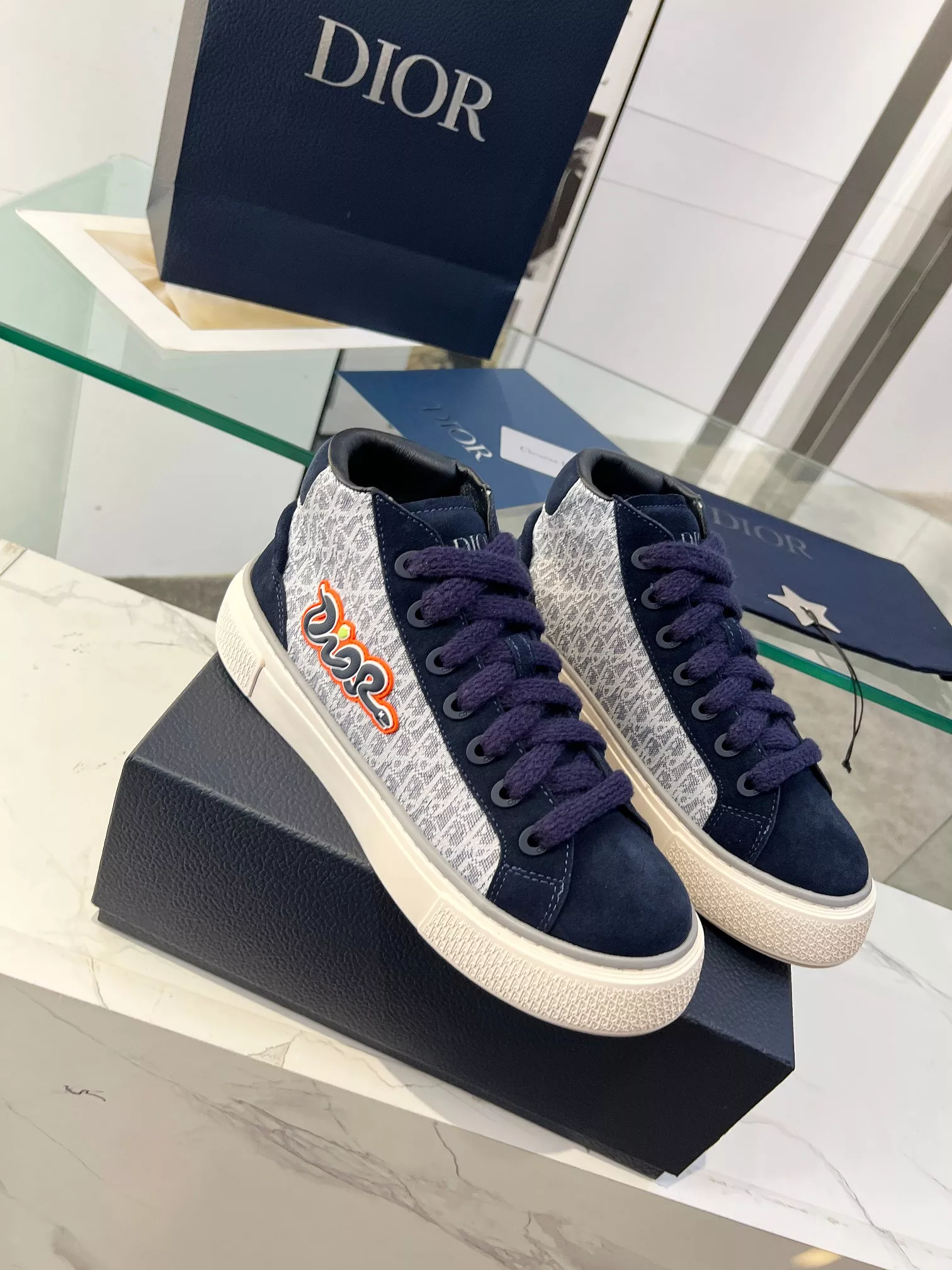 Practical 4896 Christian Dior High Top Shoes For Men