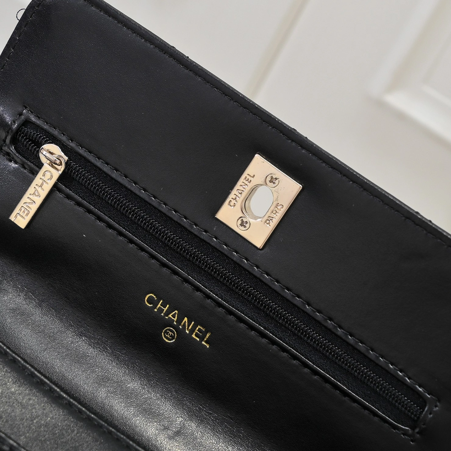 Practical 498 Chanel AAA Quality Messenger Bags