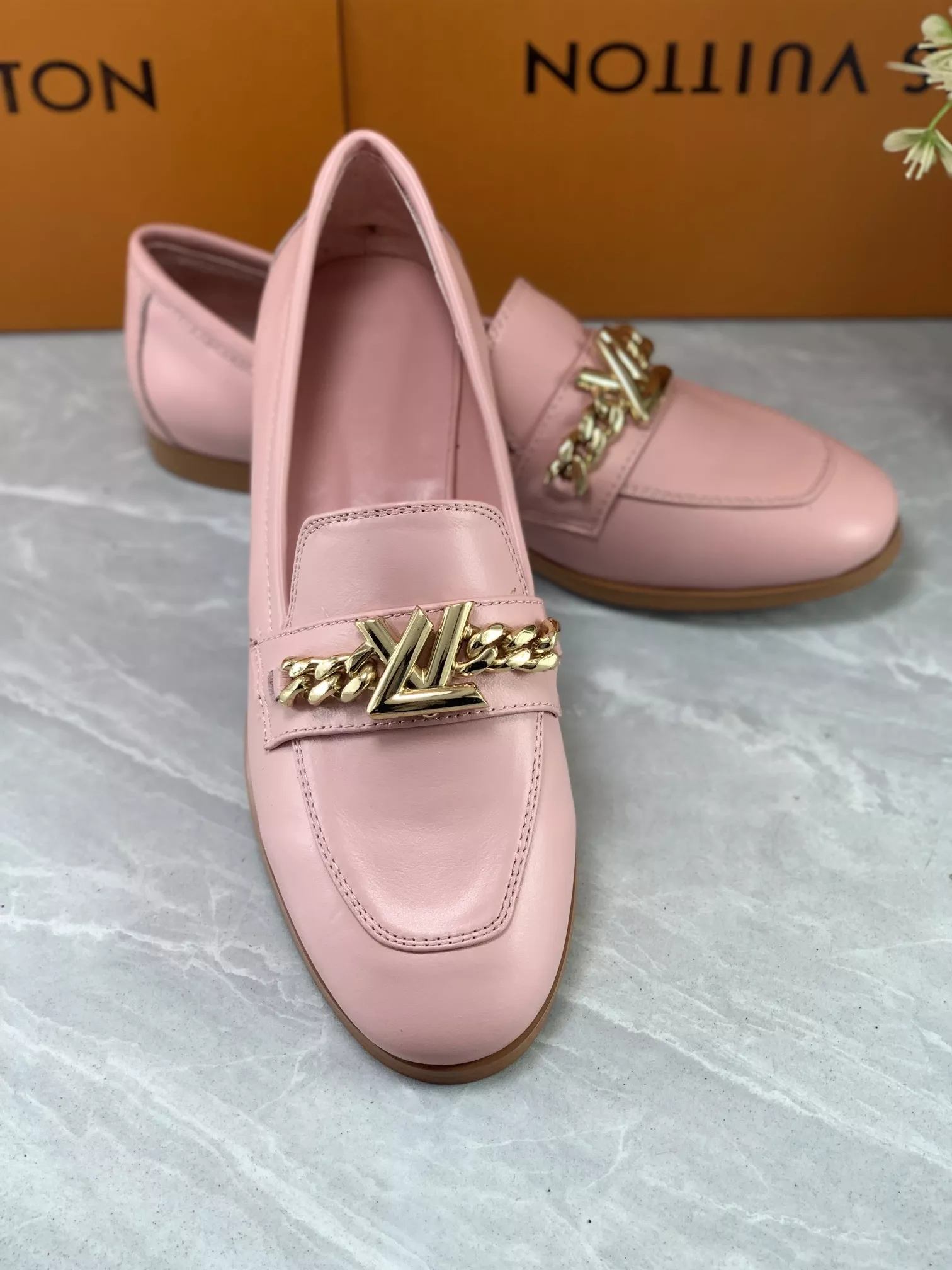 Practical 5030 Louis Vuitton LV Oxfords Shoes For Women