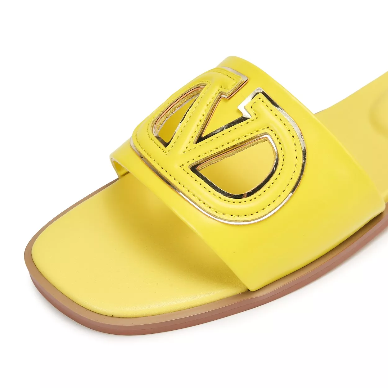 Practical 5038 Valentino Slippers For Women