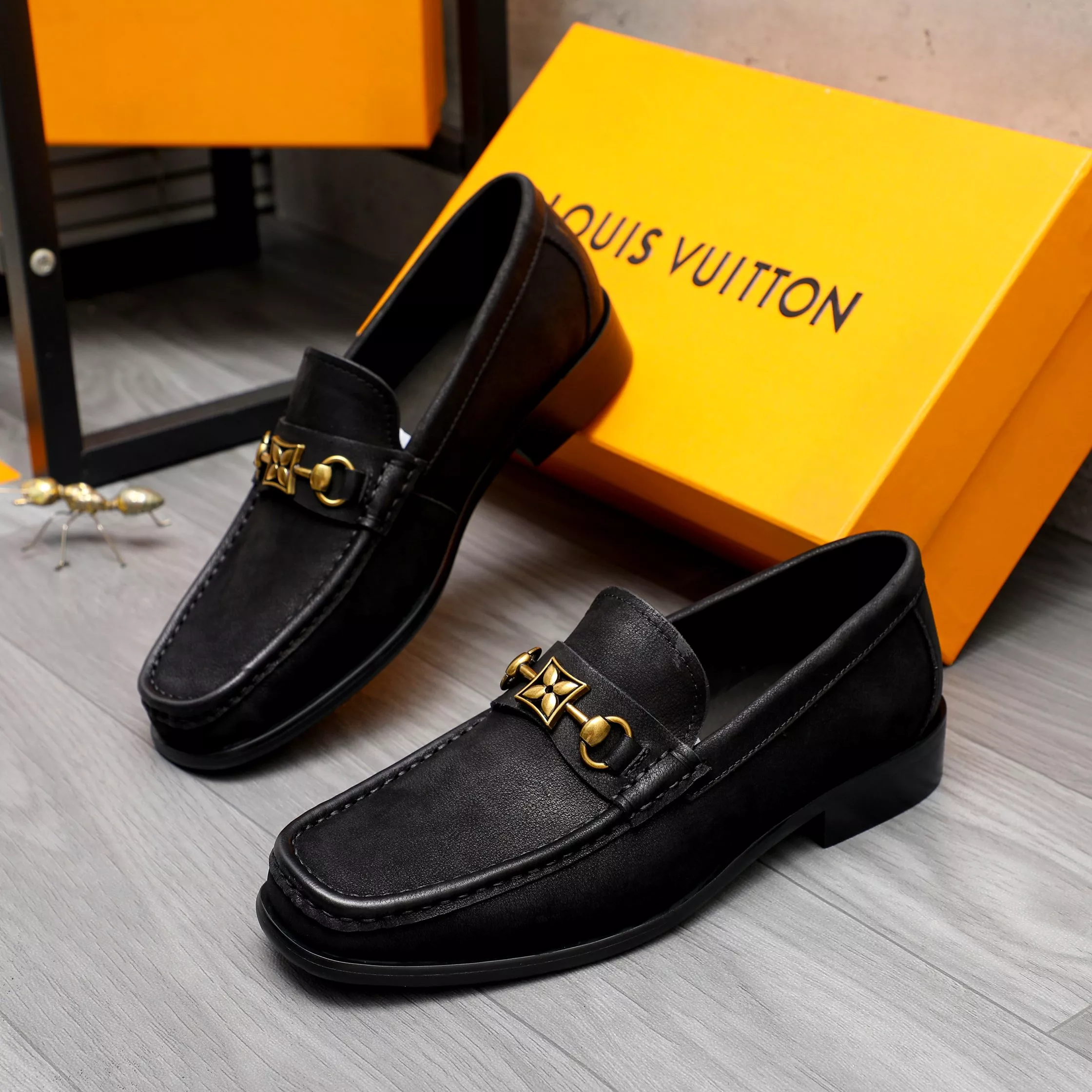 Practical 5203 Louis Vuitton LV Oxfords Shoes For Men