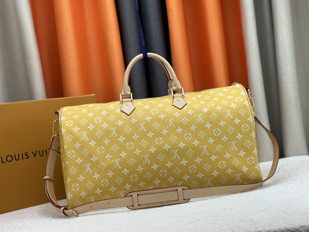Practical 5338 Louis Vuitton Travel Bags
