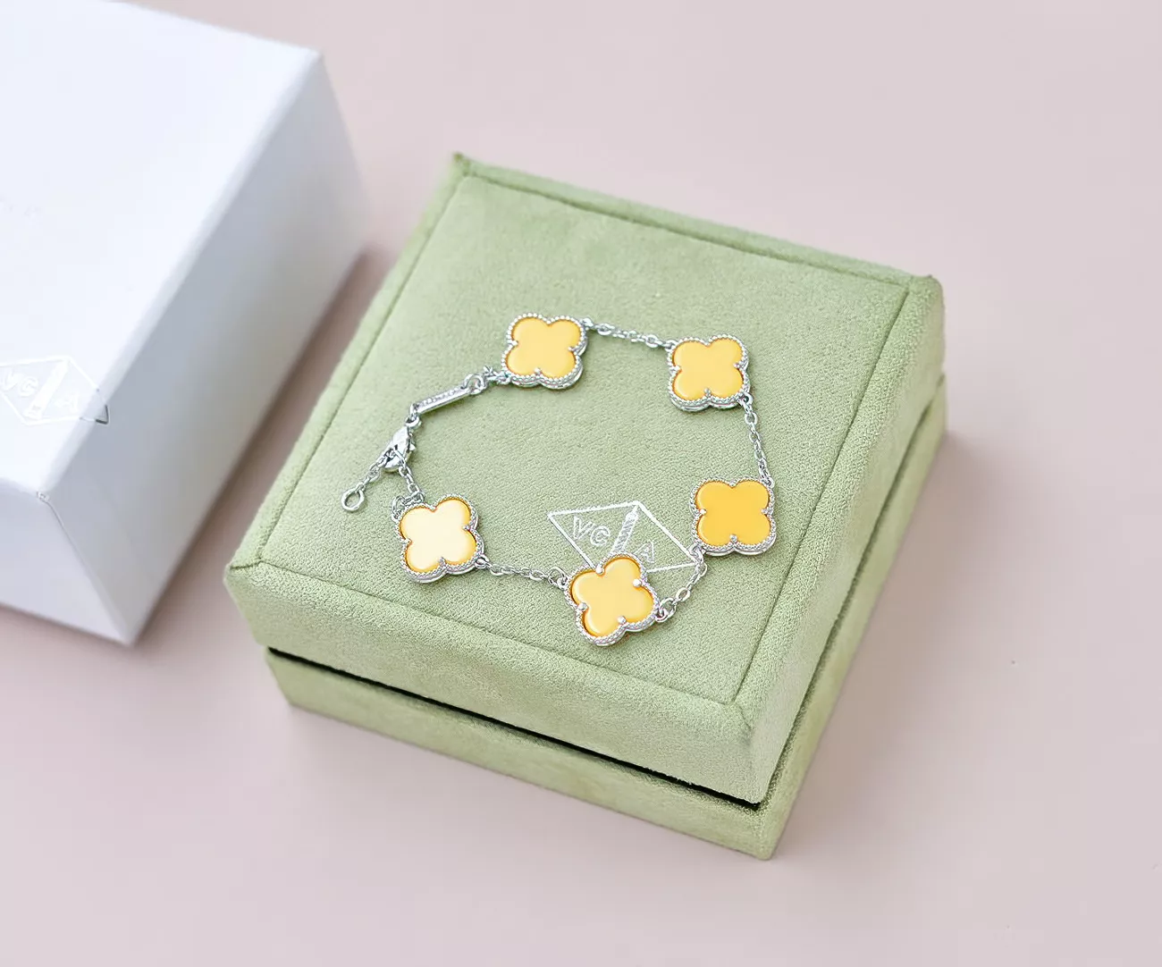 Practical 5401 Van Cleef & Arpels Bracelets For Women
