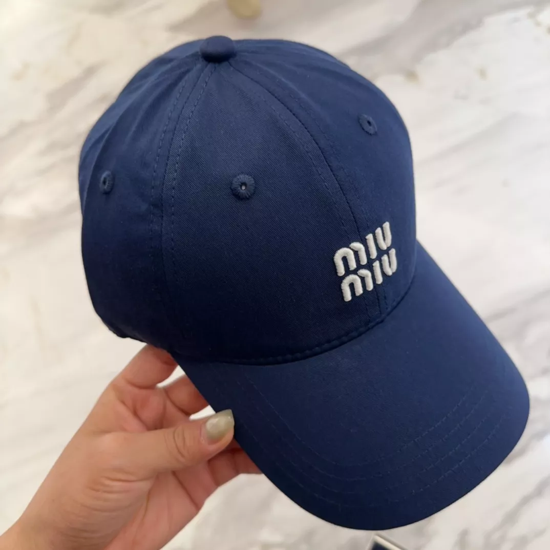 Practical 5510 MIU MIU Caps