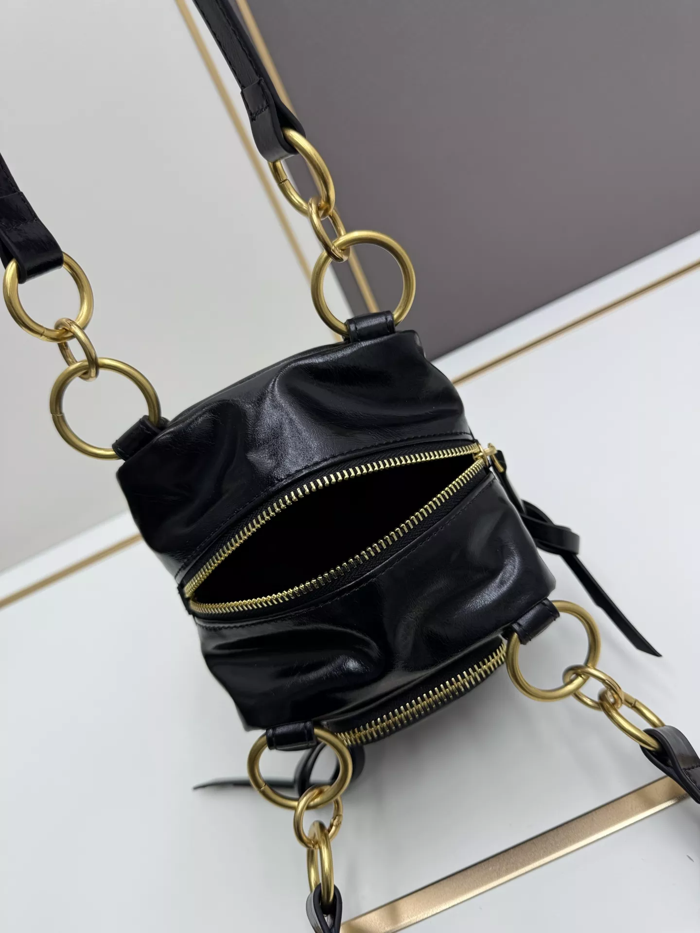 Practical 5556 Prada AAA Quality Shoulder Bags For Women
