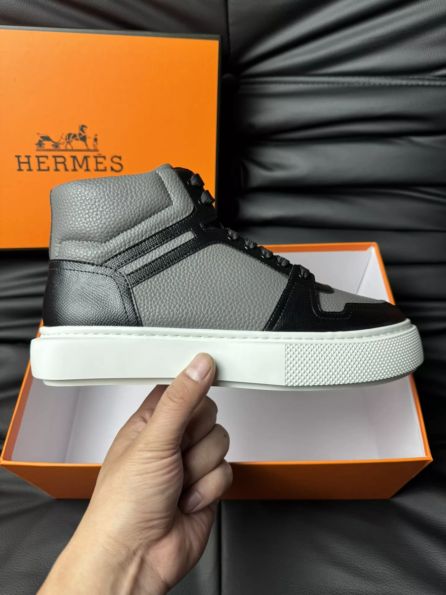 Practical 5626 Hermes High Tops Shoes For Men