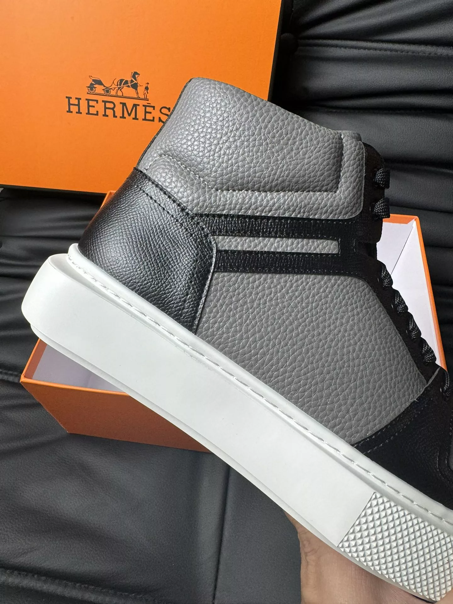 Practical 5626 Hermes High Tops Shoes For Men