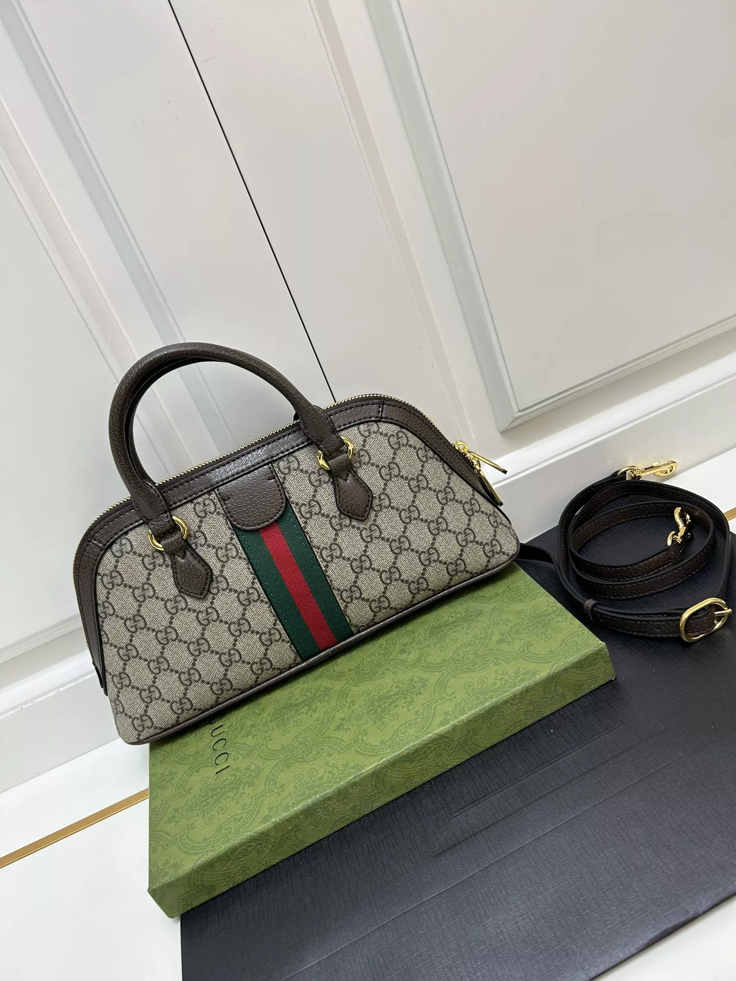 Practical 5670 Gucci AAA Quality Handbags For Women