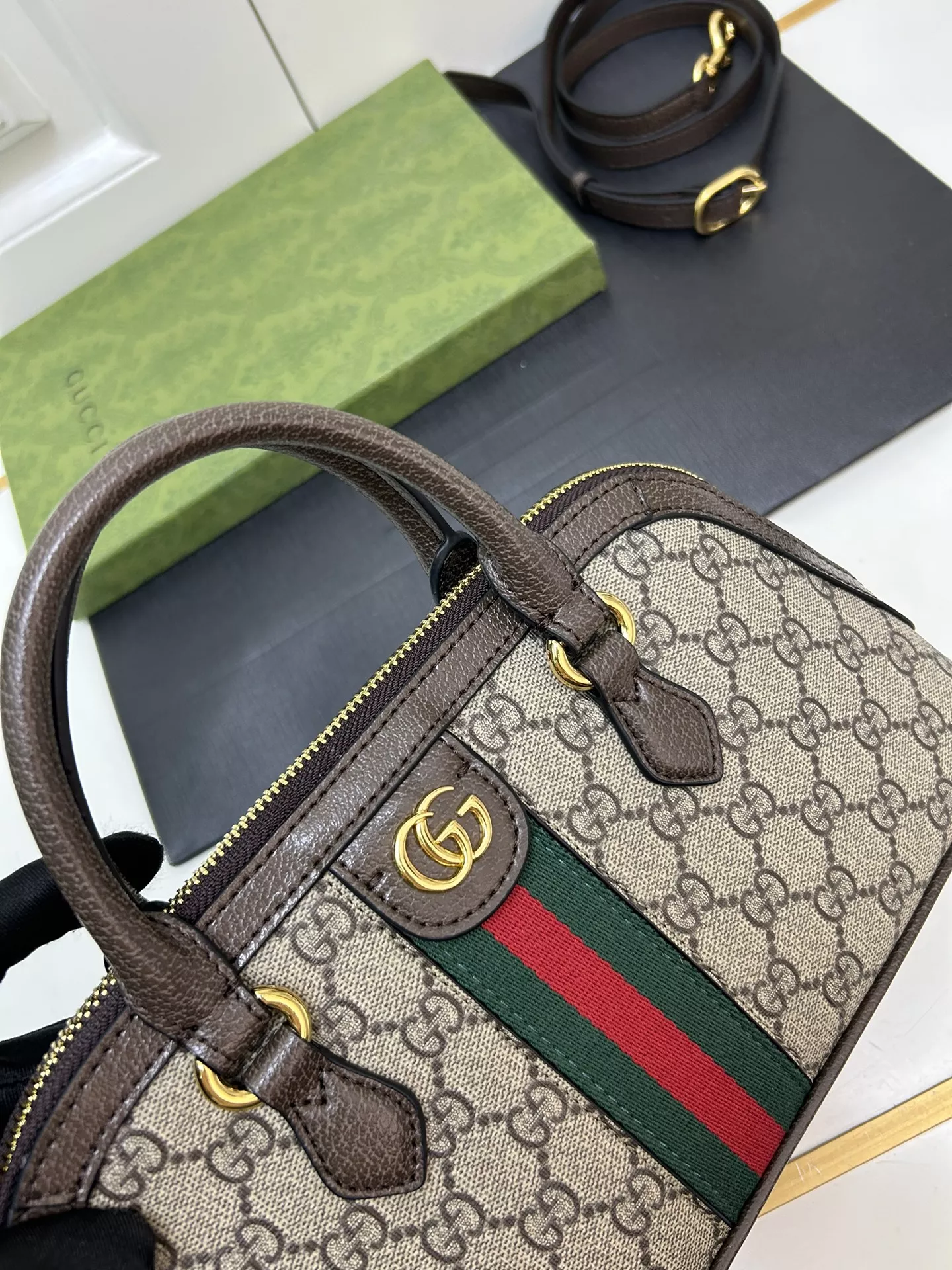 Practical 5670 Gucci AAA Quality Handbags For Women