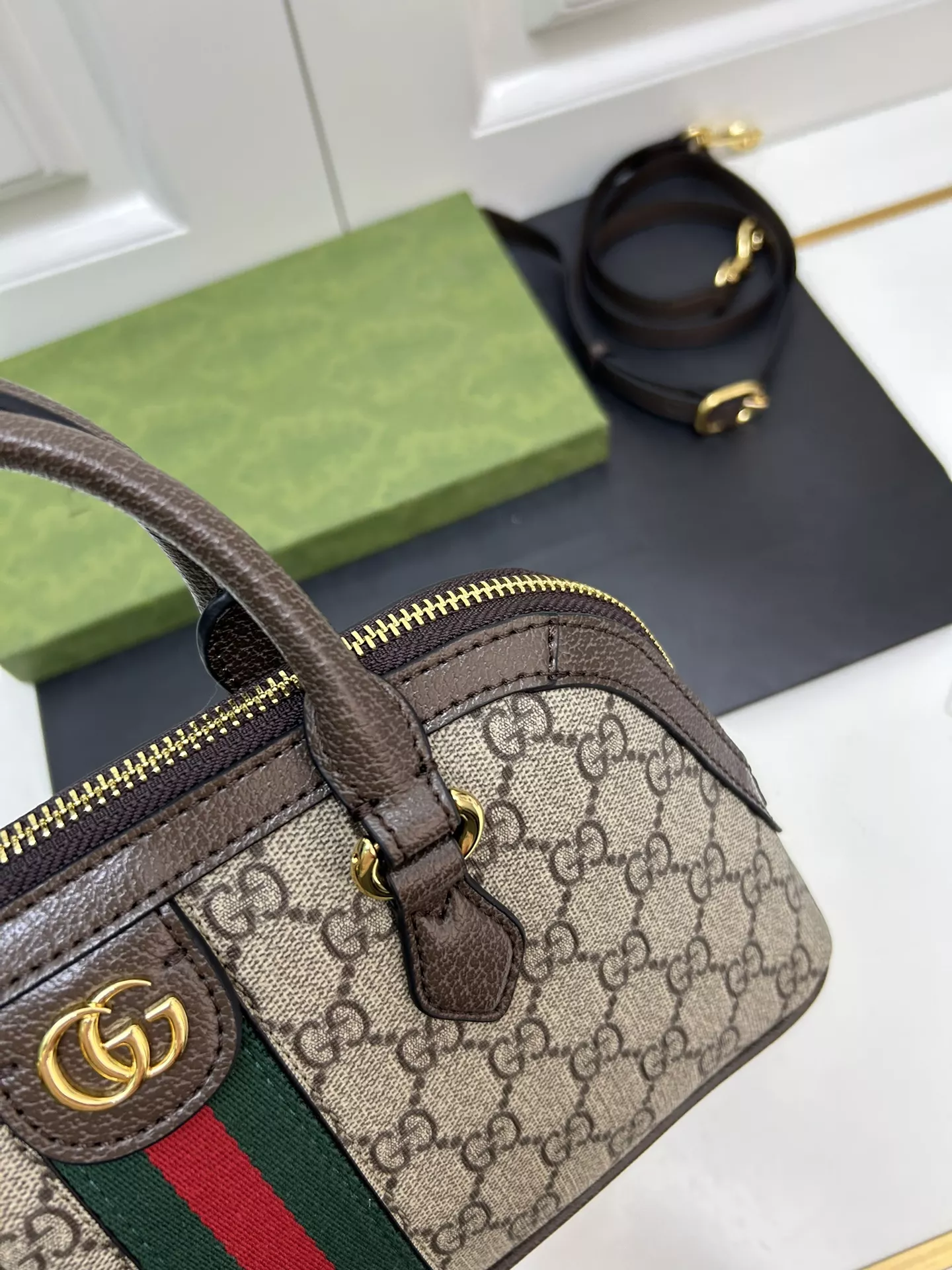 Practical 5670 Gucci AAA Quality Handbags For Women
