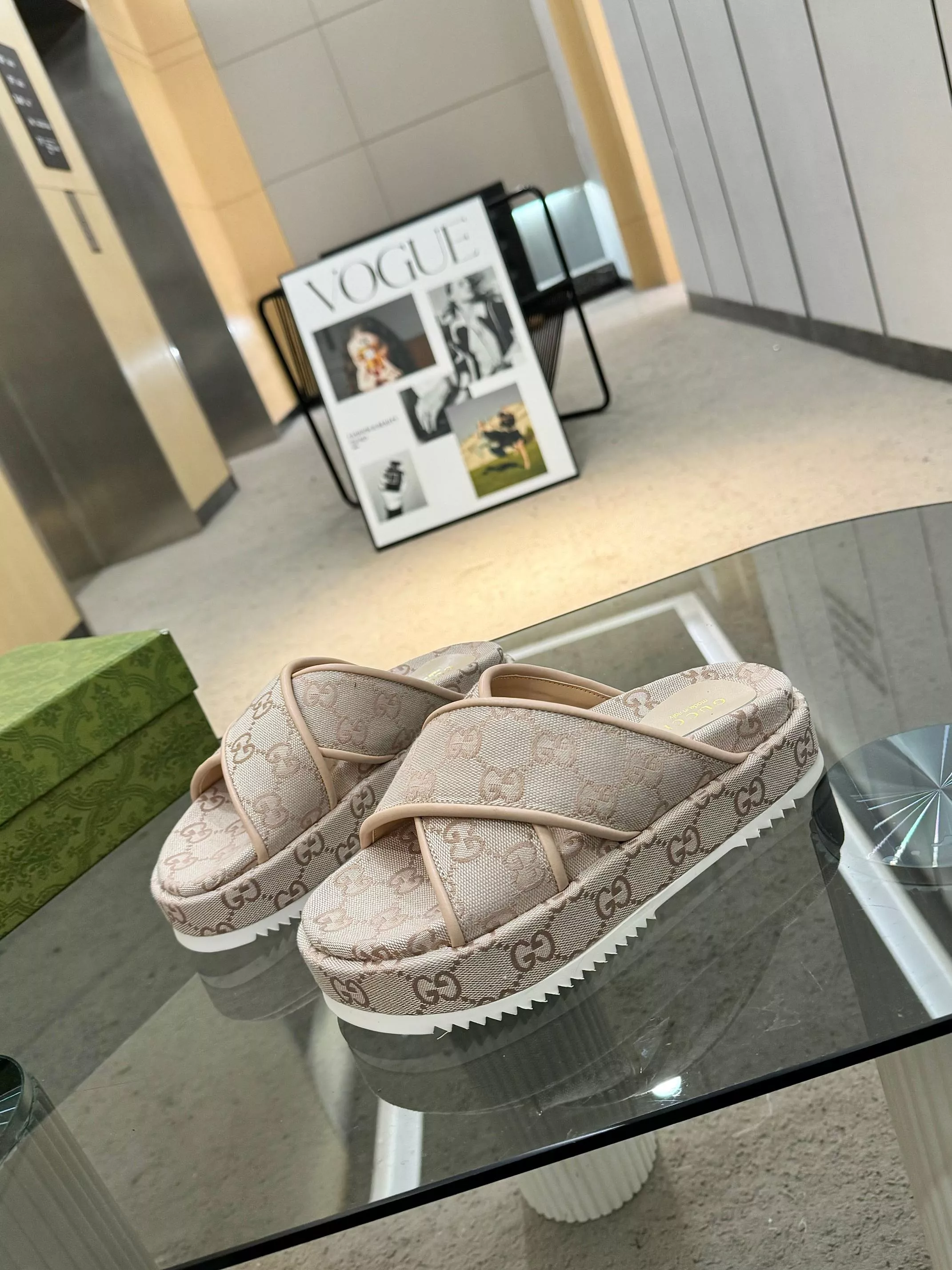 Practical 5682 Gucci Slippers For Women