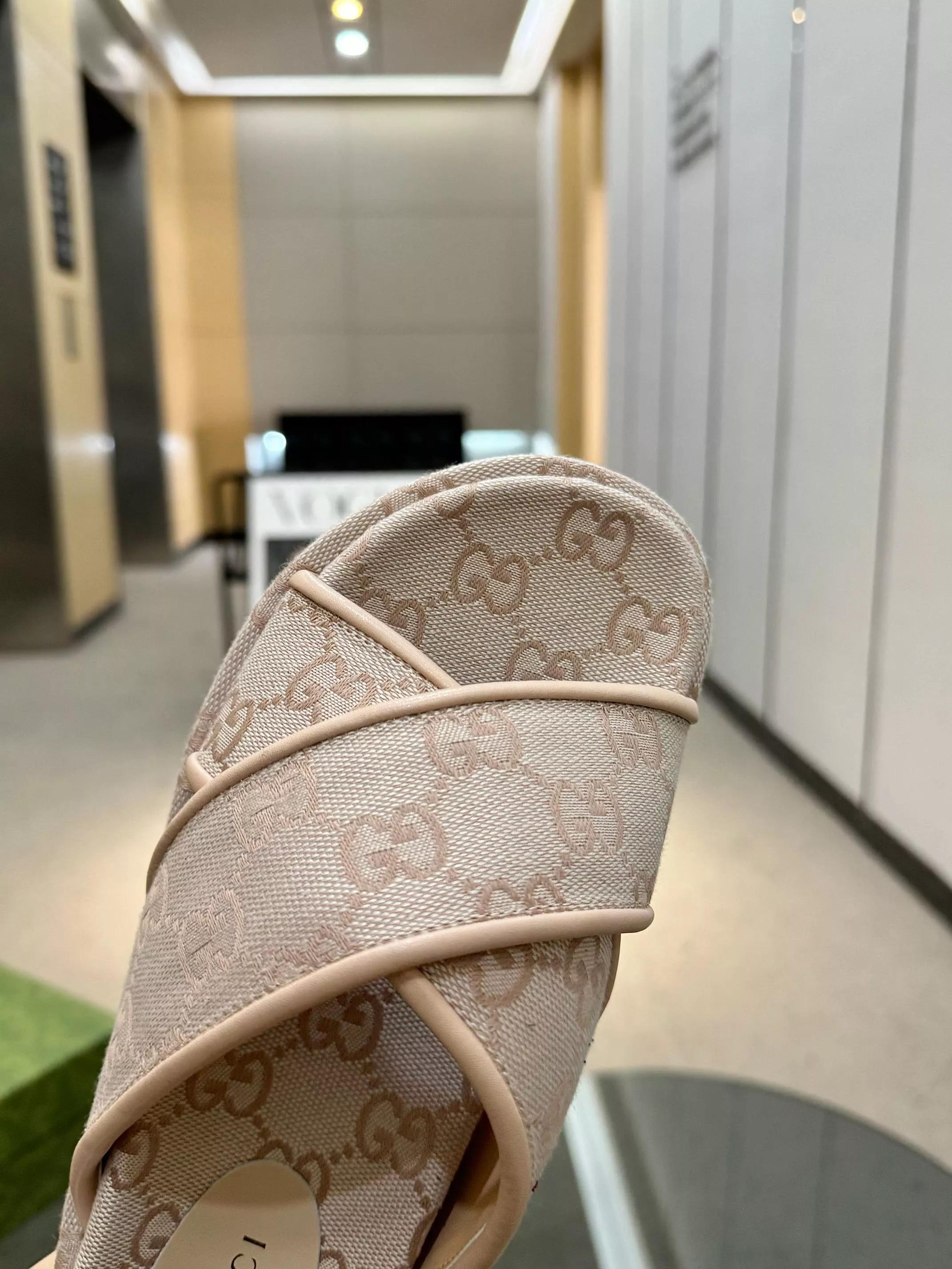 Practical 5682 Gucci Slippers For Women
