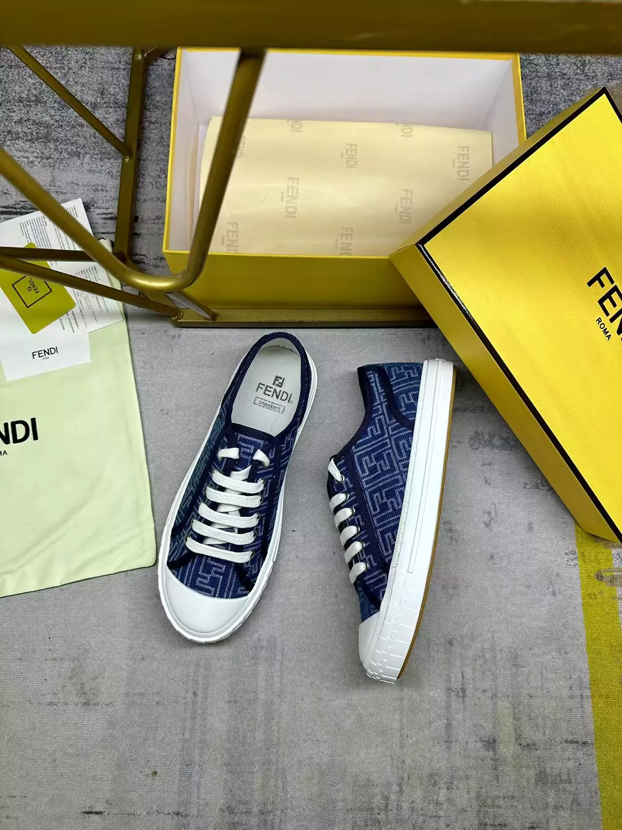 Practical 5769 Fendi Casual Shoes For Men