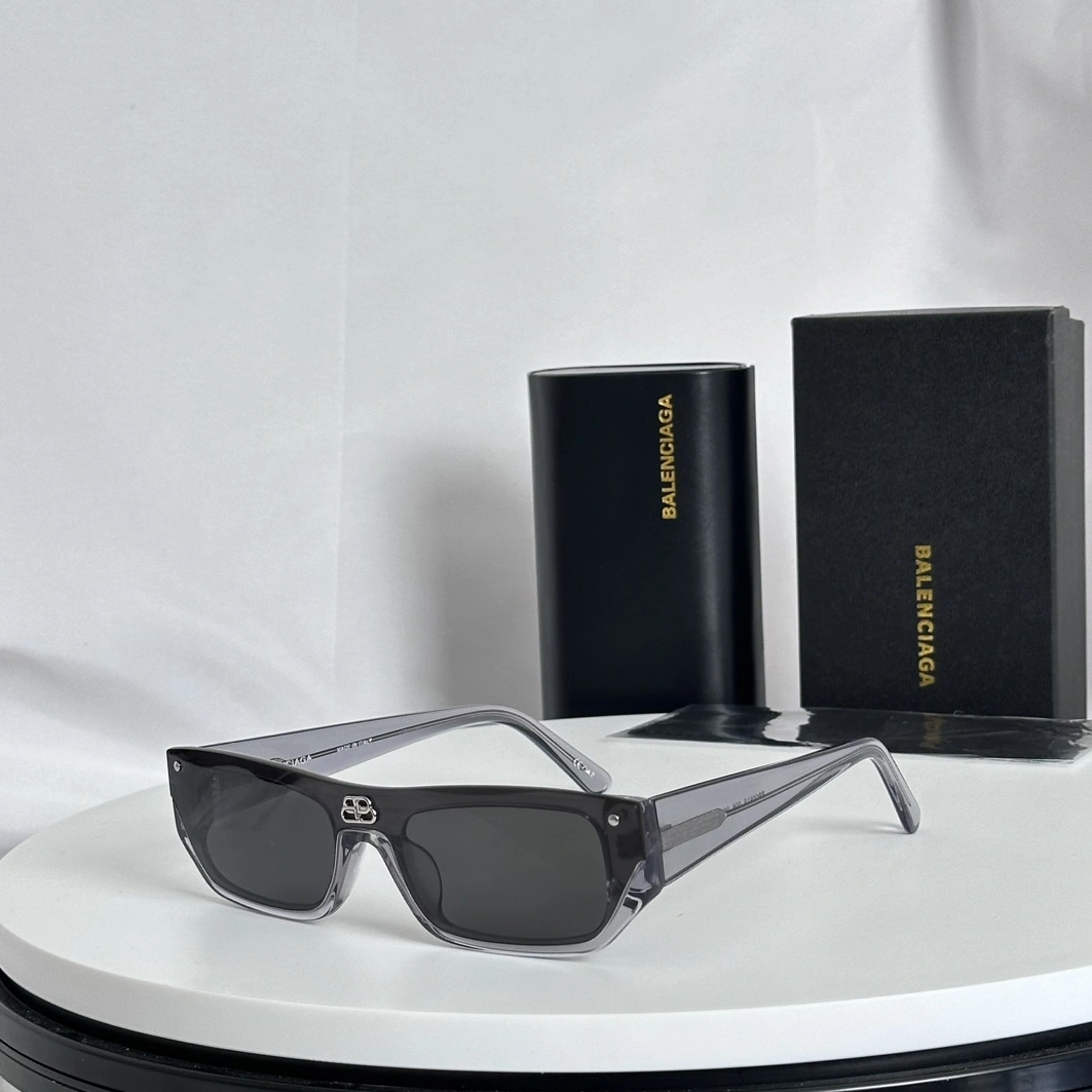 Practical 5816 Balenciaga AAA Quality Sunglasses
