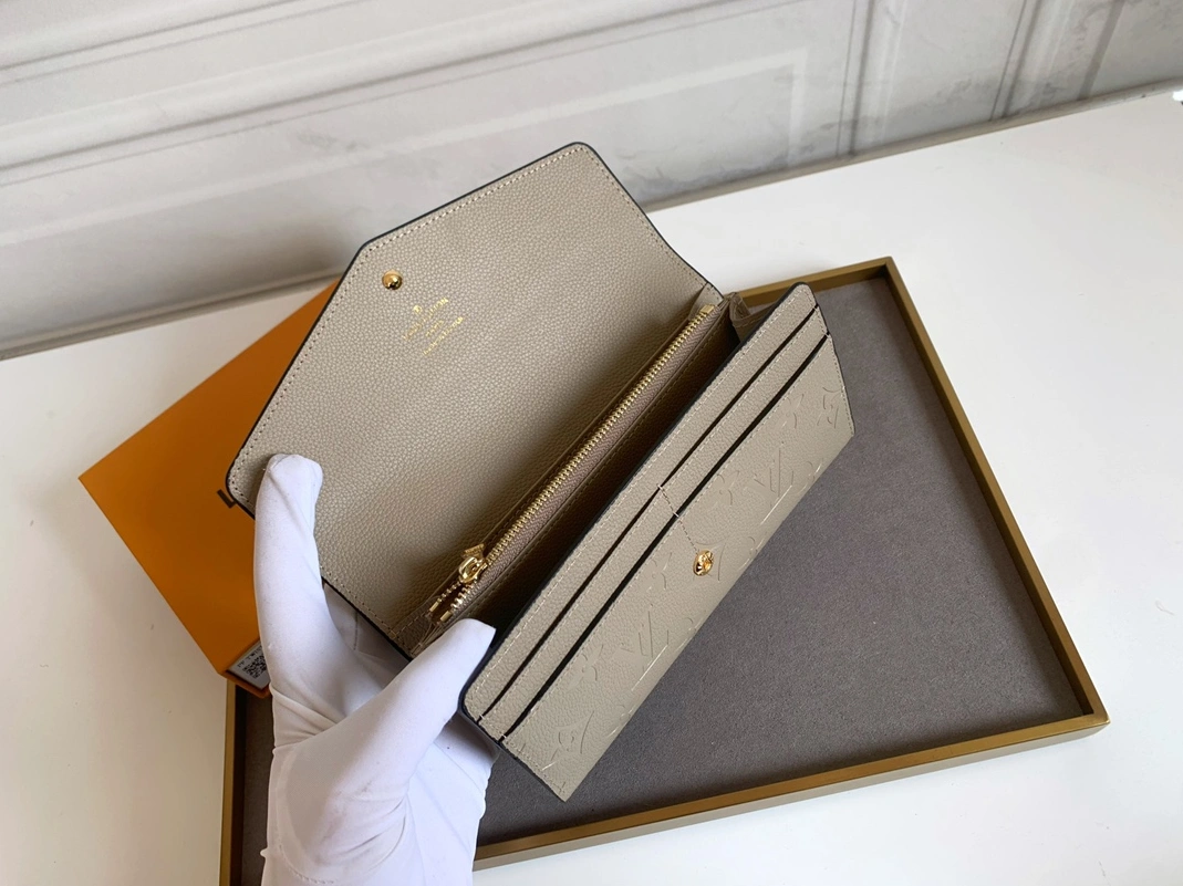 Practical 5847 Louis Vuitton LV Wallets For Women