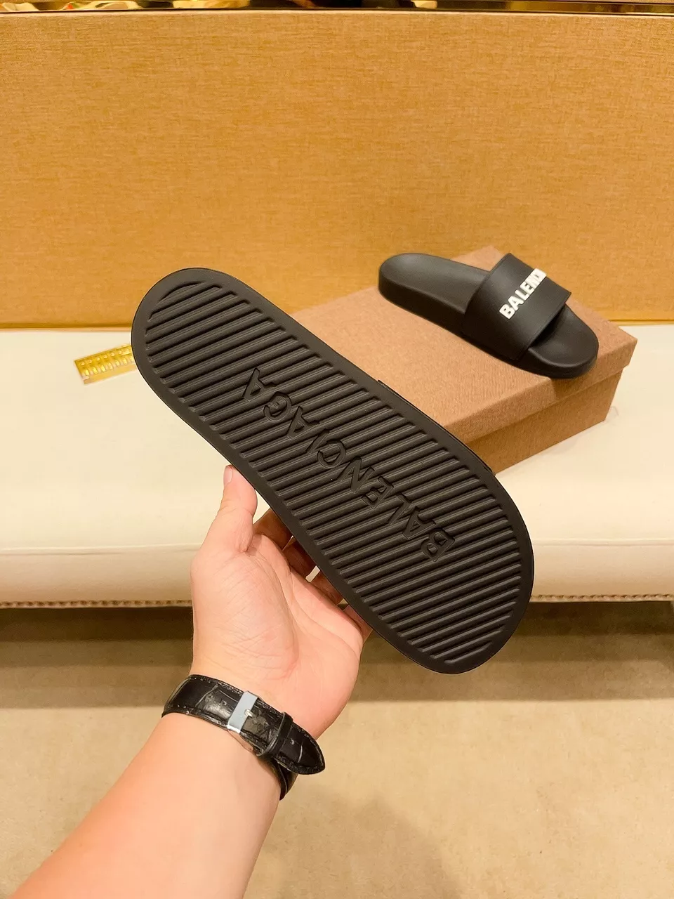 Practical 6006 Balenciaga Slippers For Men
