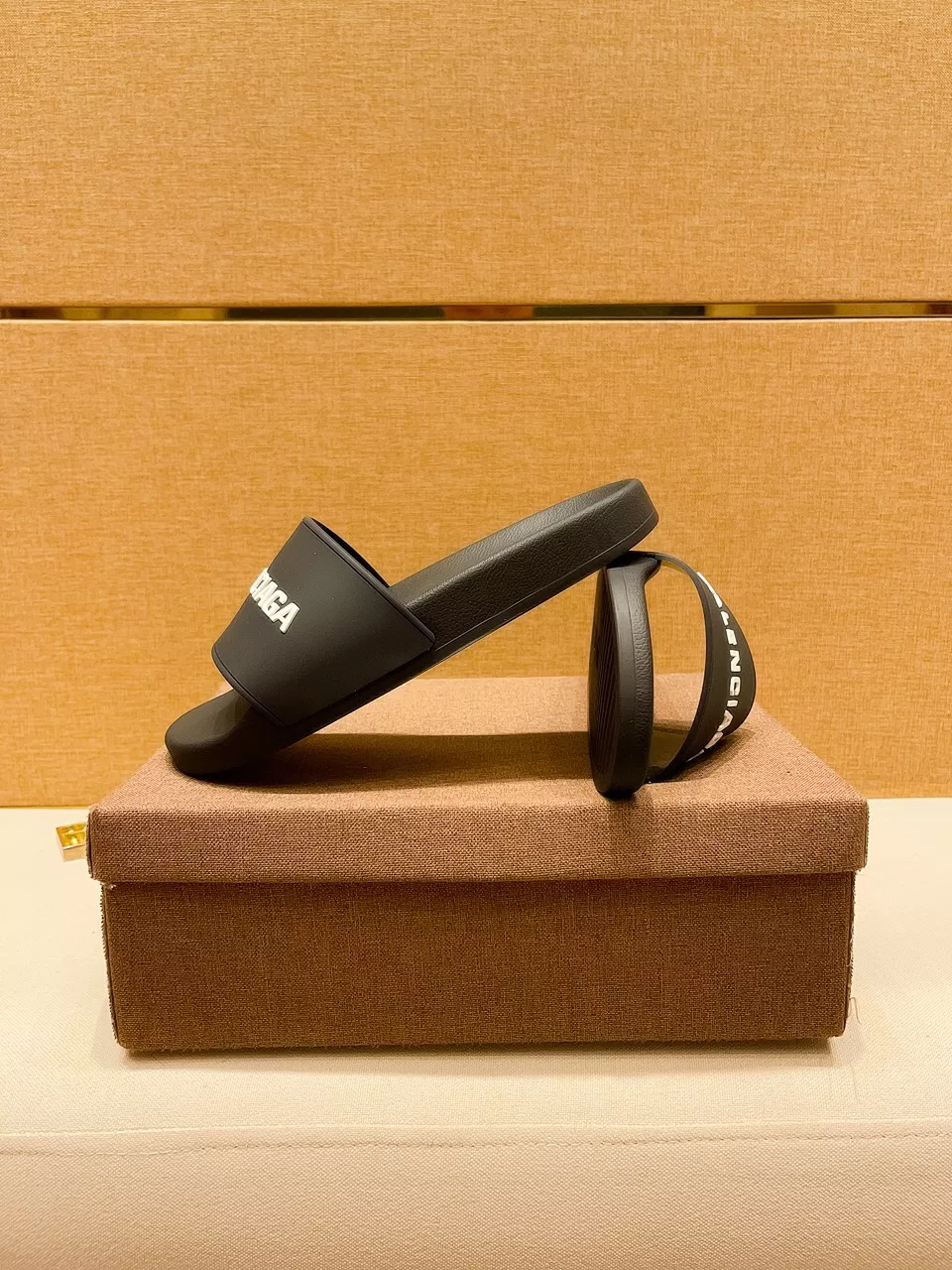 Practical 6006 Balenciaga Slippers For Men