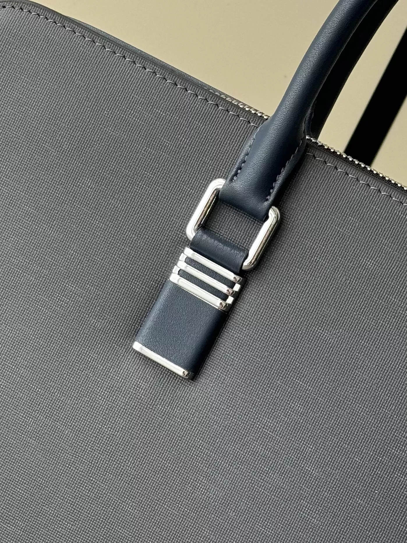 Practical 6150 Prada AAA Man Handbags