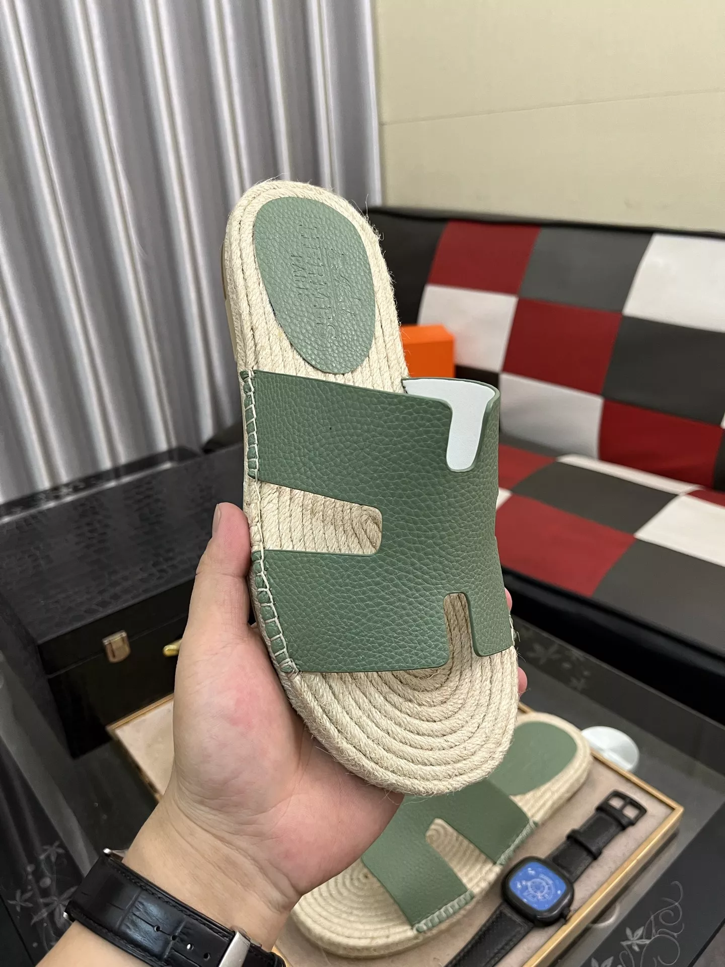 Practical 6244 Hermes Slippers For Men