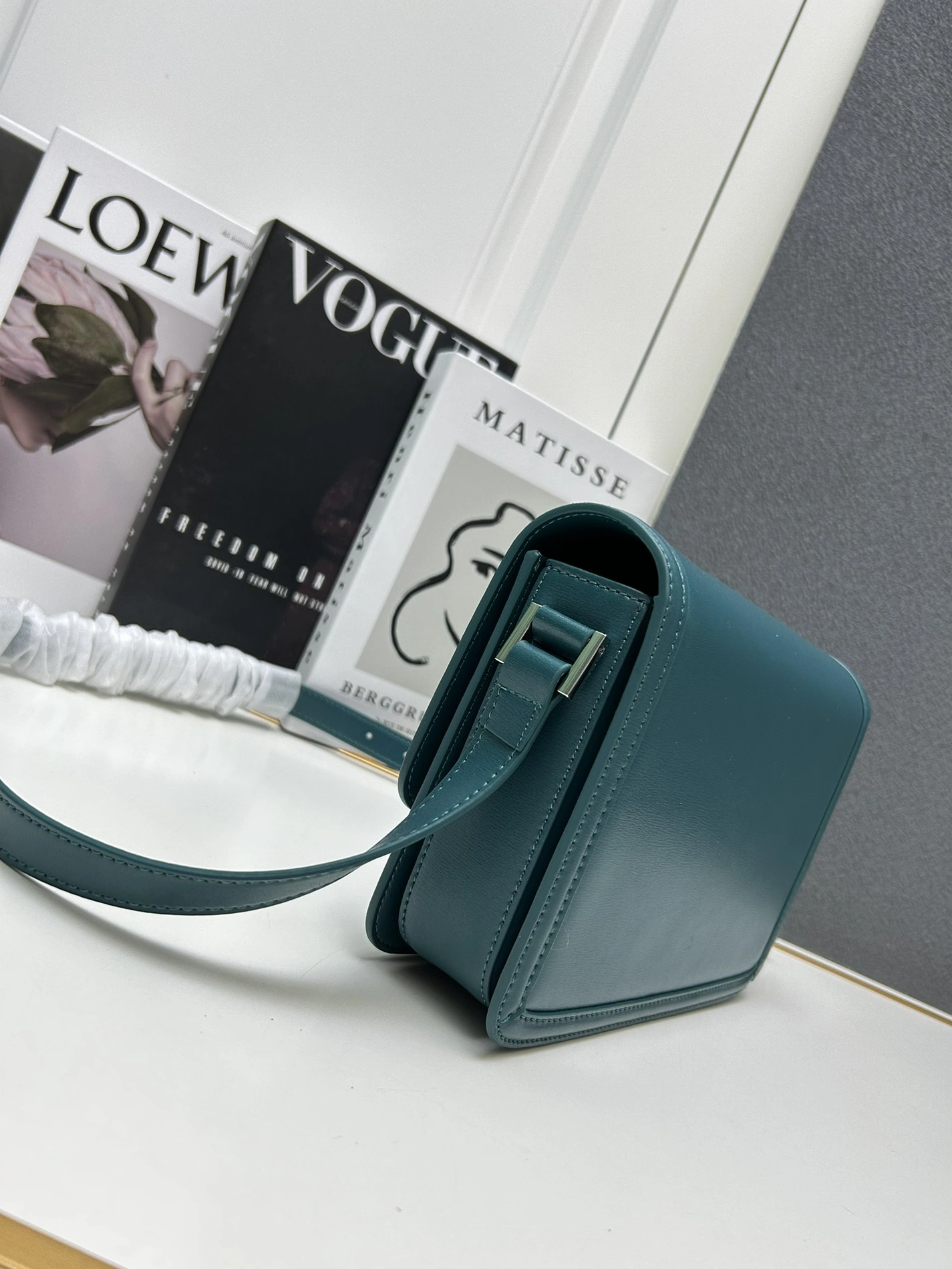 Practical 6385 Yves Saint Laurent YSL AAA Quality Messenger Bags For Women