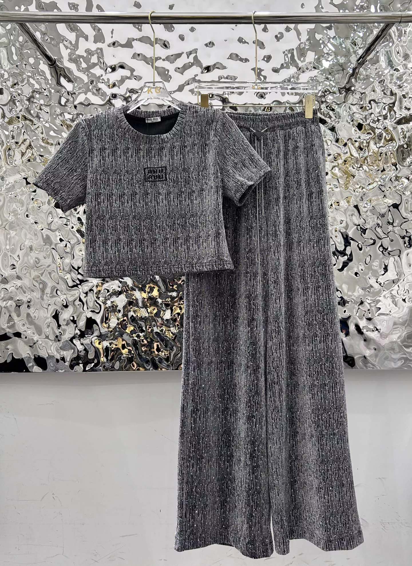 Practical 6542 MIU MIU Tracksuits Short Sleeved For Women