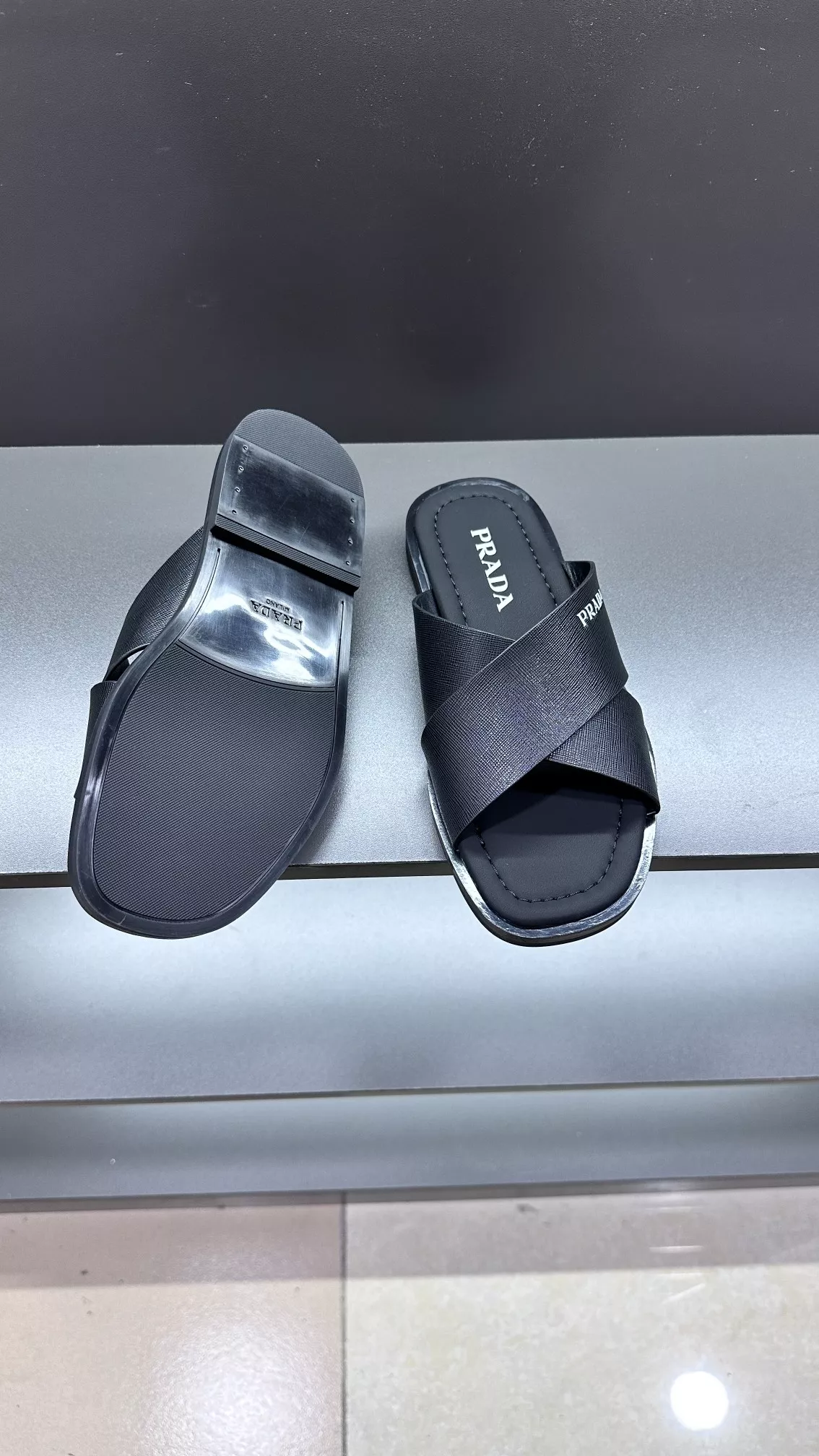 Practical 6765 Prada Slippers For Men