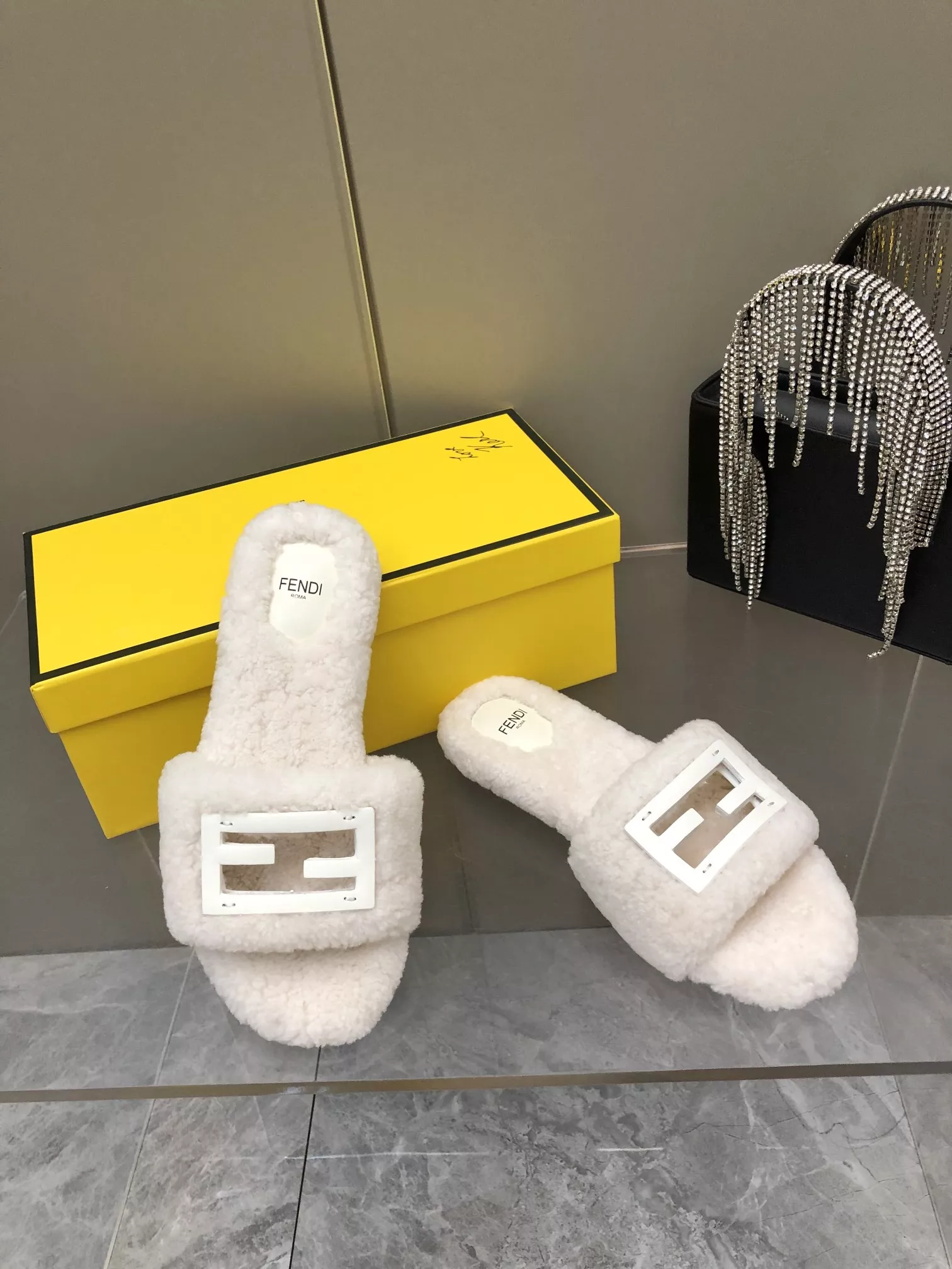 Practical 6788 Fendi Slippers For Women