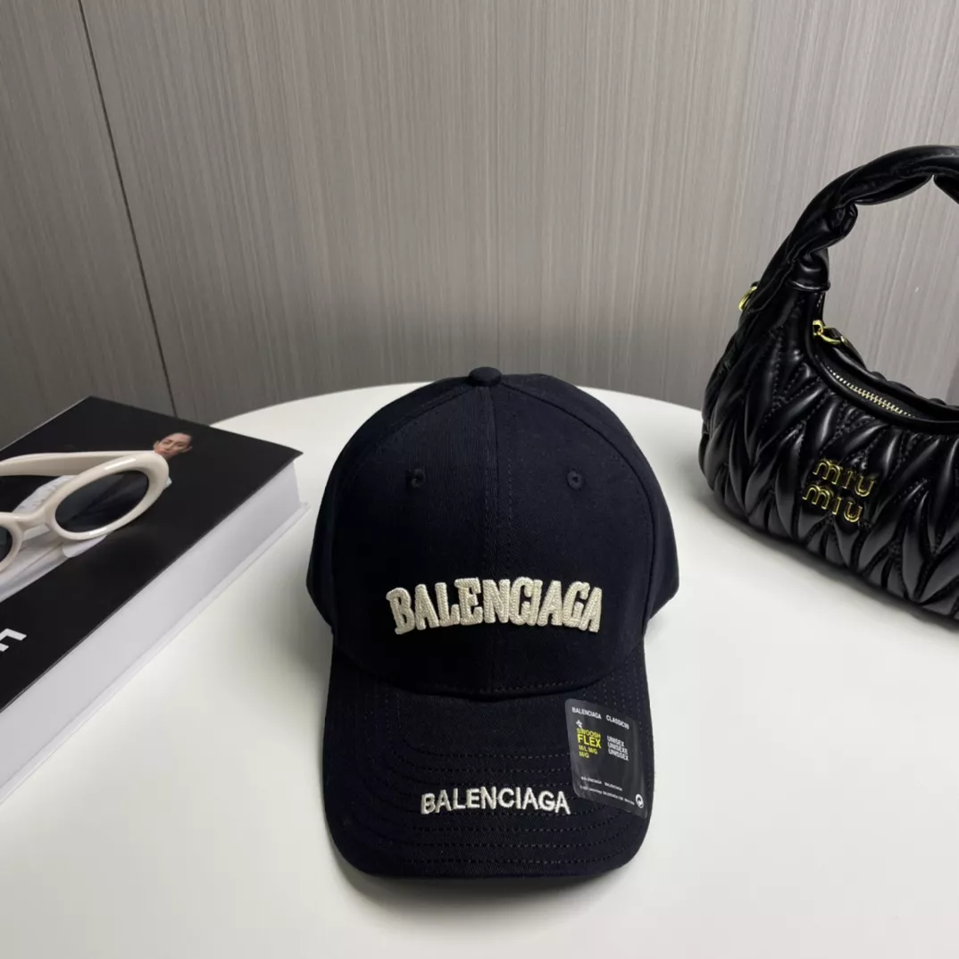 Practical 7004 Balenciaga Caps