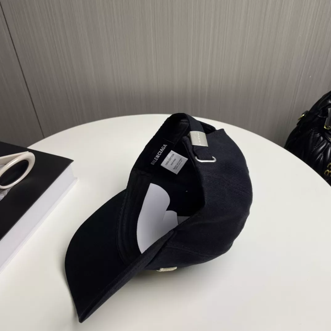 Practical 7004 Balenciaga Caps