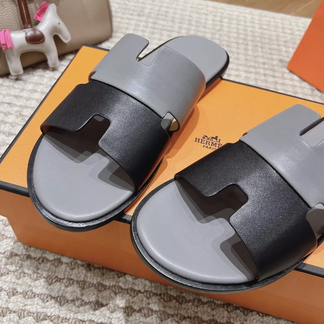 Practical 7009 Hermes Slippers For Men