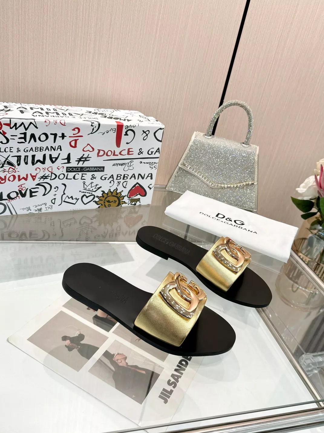Practical 7199 Dolce & Gabbana D&G Slippers For Women