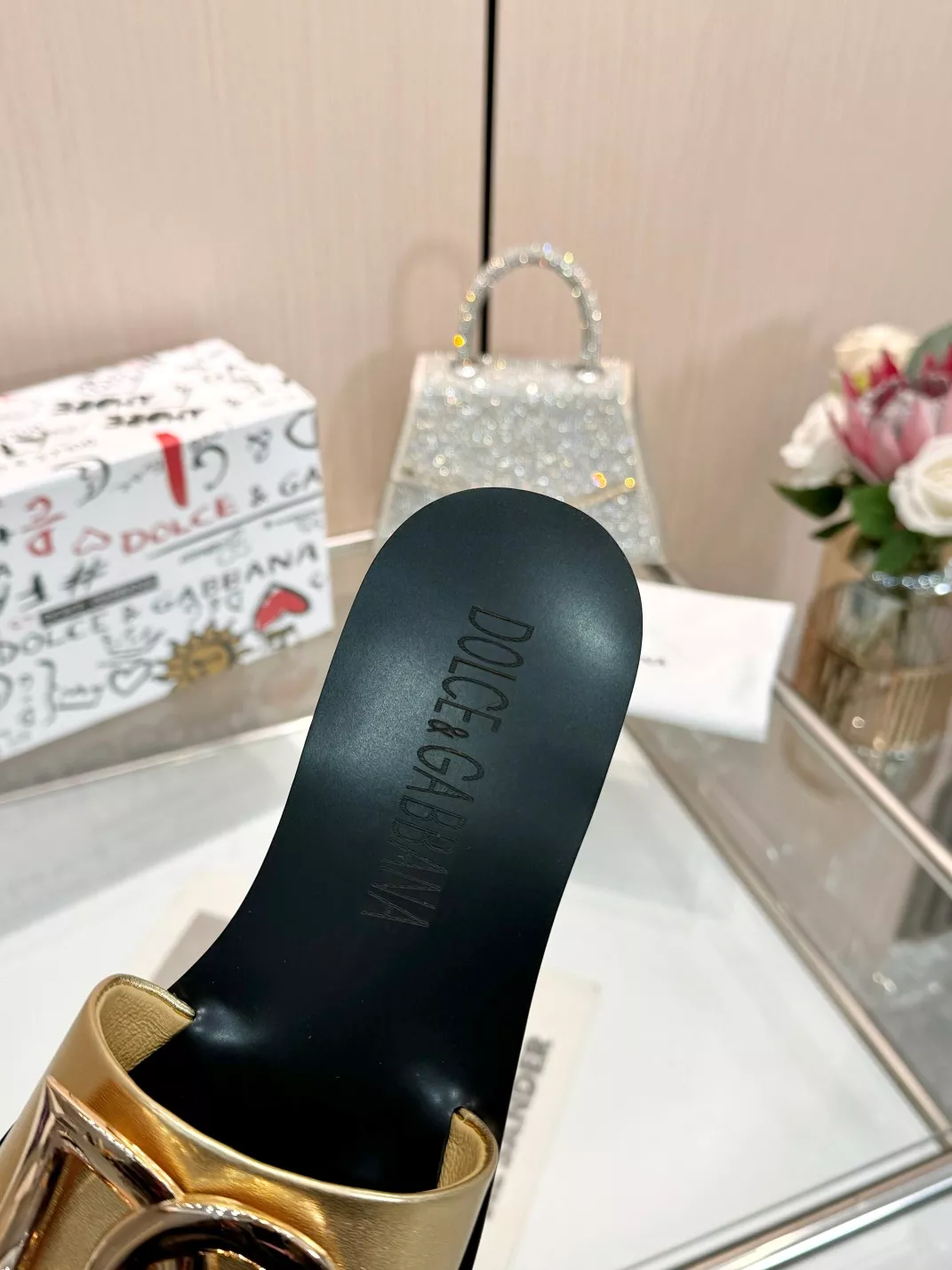 Practical 7199 Dolce & Gabbana D&G Slippers For Women