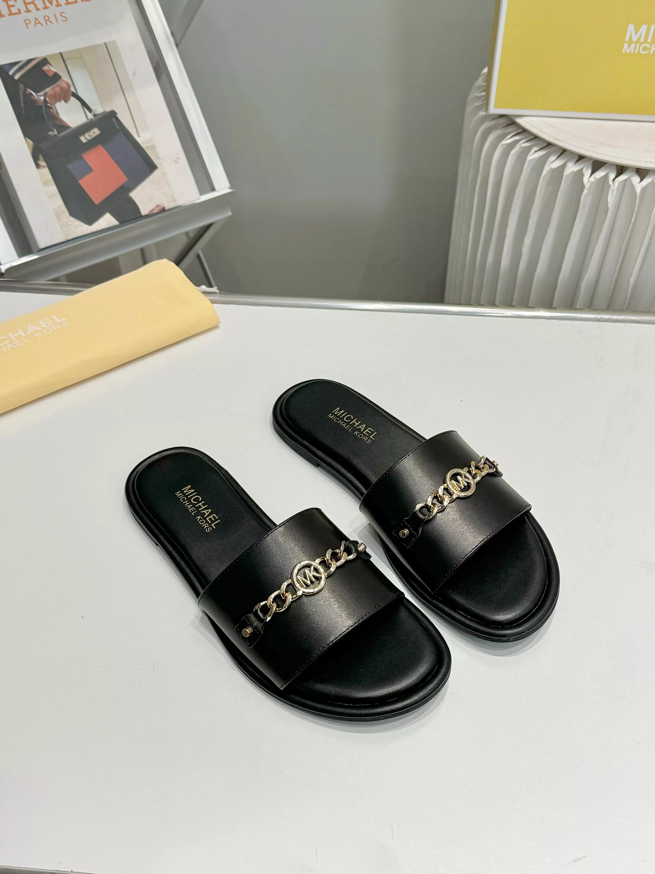 Practical 7556 Michael Kors Slippers For Women