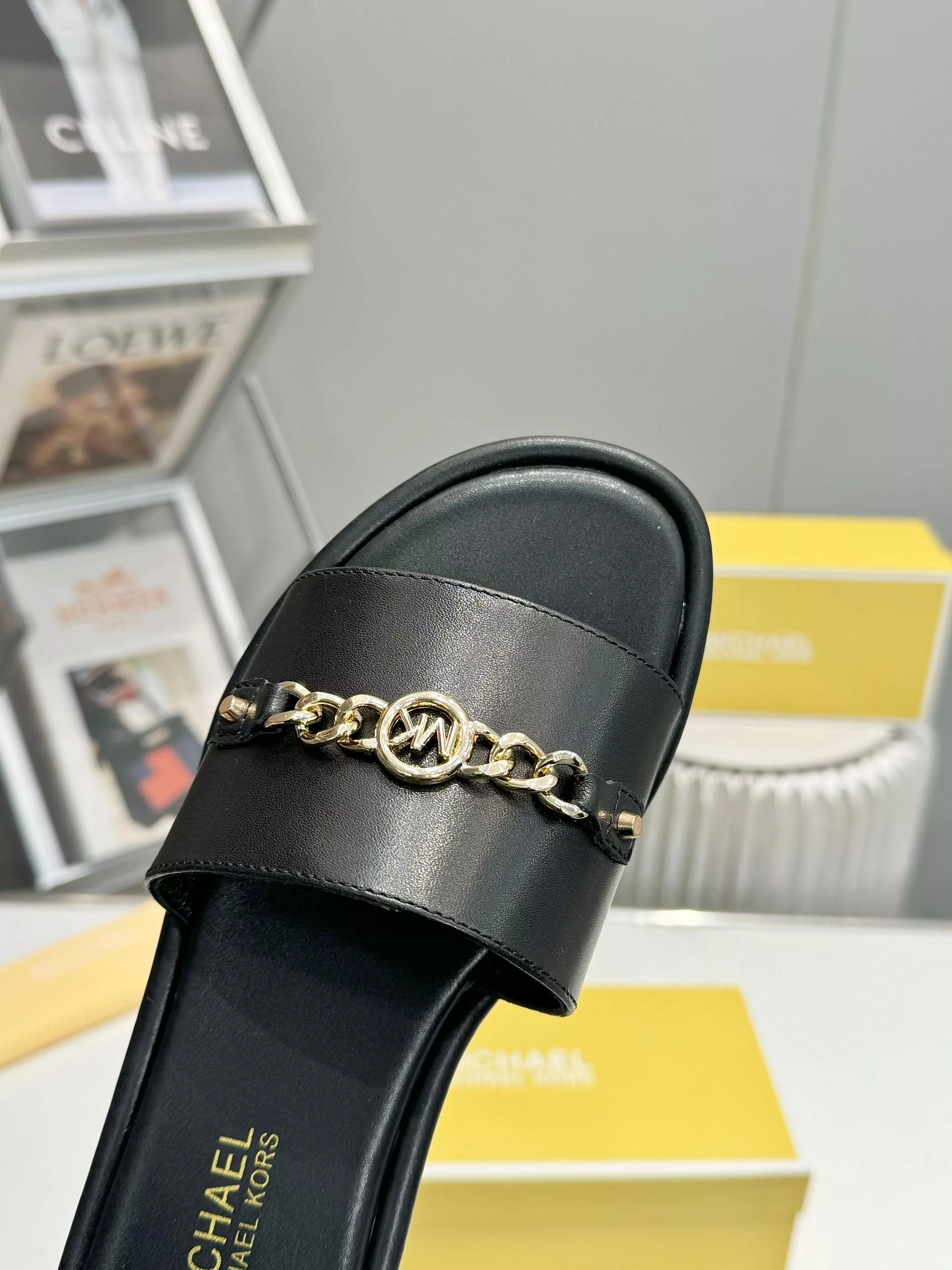 Practical 7556 Michael Kors Slippers For Women