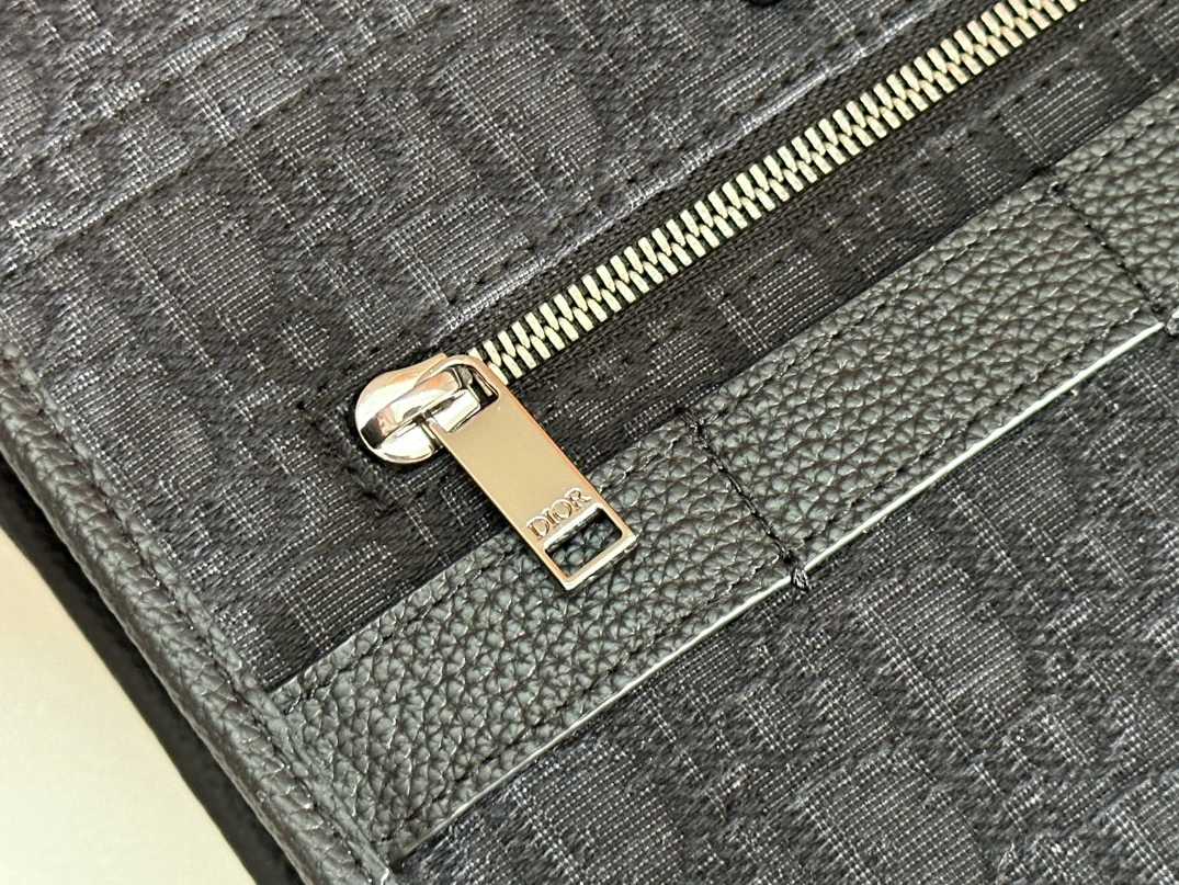 Practical 7830 Christian Dior AAA Man Handbags