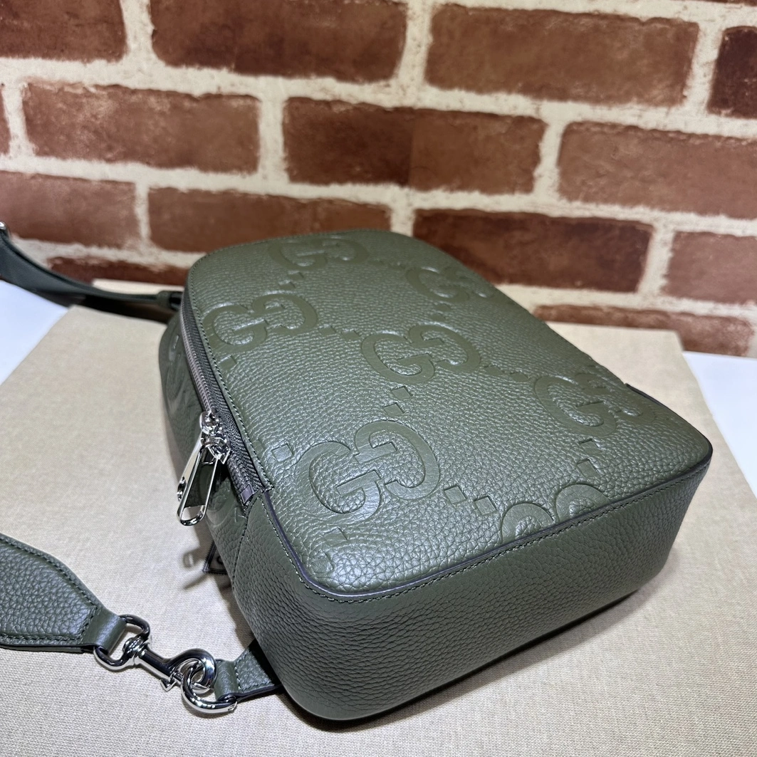 Practical 8152 Gucci AAA Man Messenger Bags