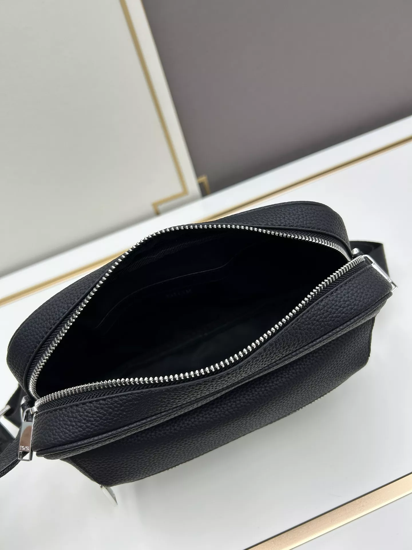 Practical 8227 Christian Dior AAA Man Messenger Bags