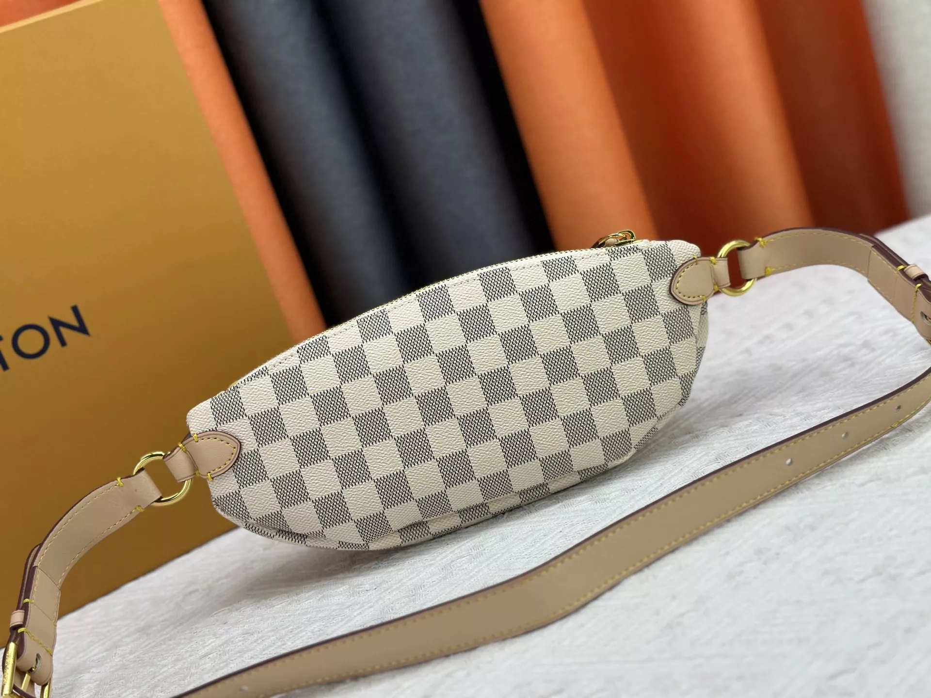 Practical 833 Louis Vuitton LV AAA Quality Belt Bags